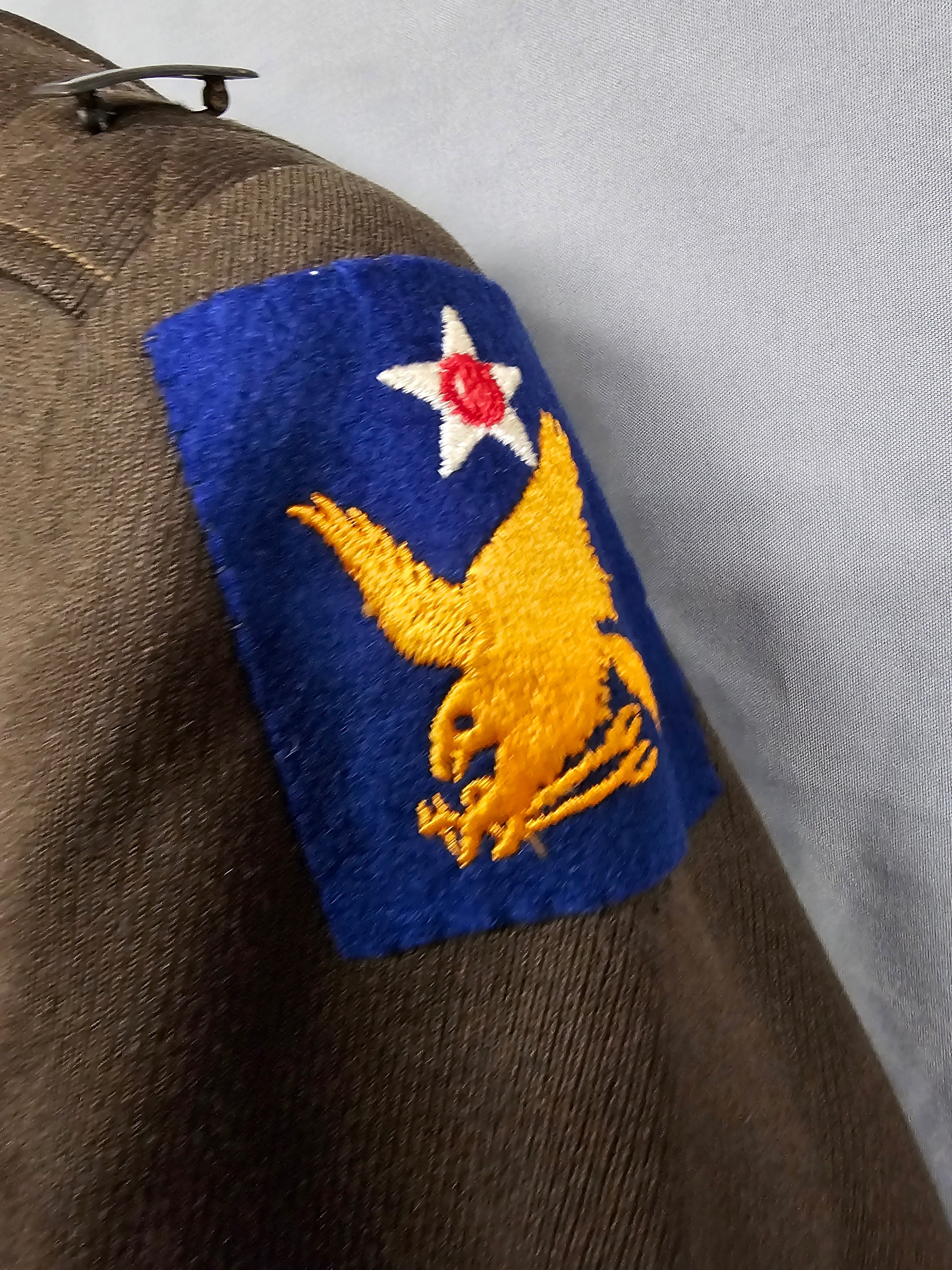 WWII 2ND AIR FORCE OFFICER CLASS A JACKET SIZE — image 3
