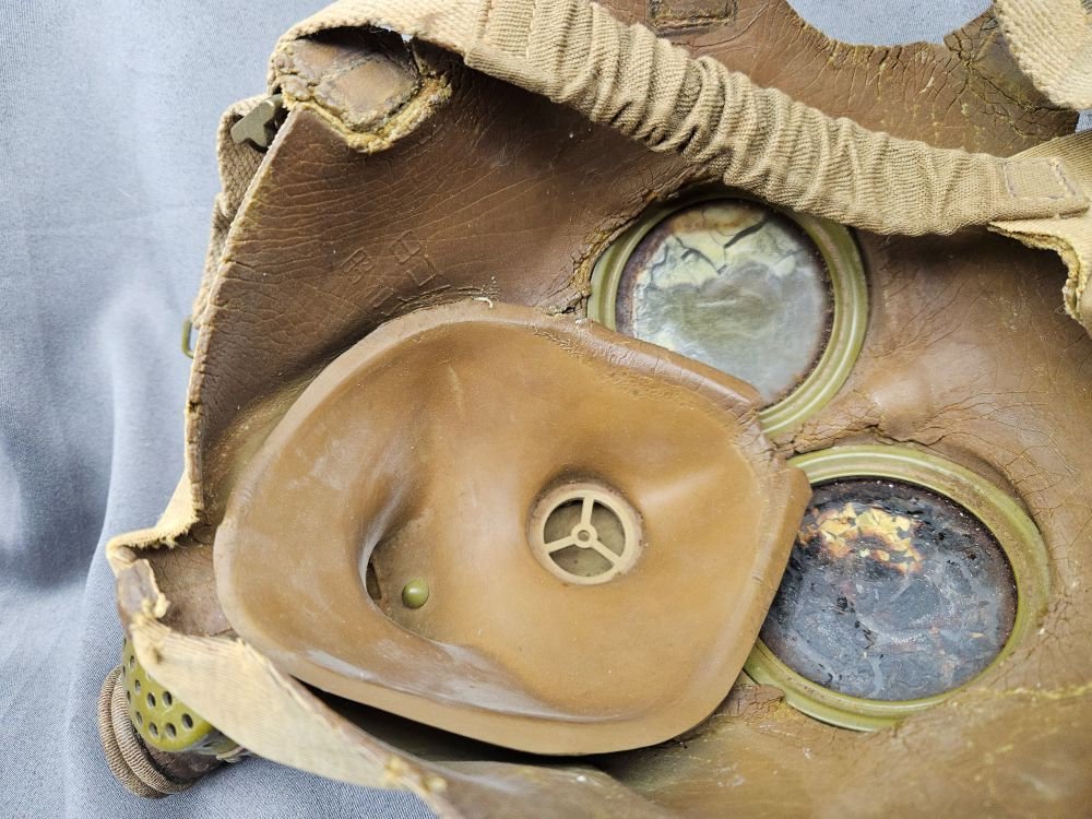 WWII Japanese Gas Mask — image 5