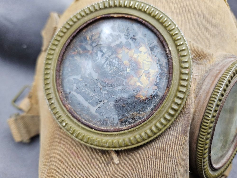 WWII Japanese Gas Mask — image 7
