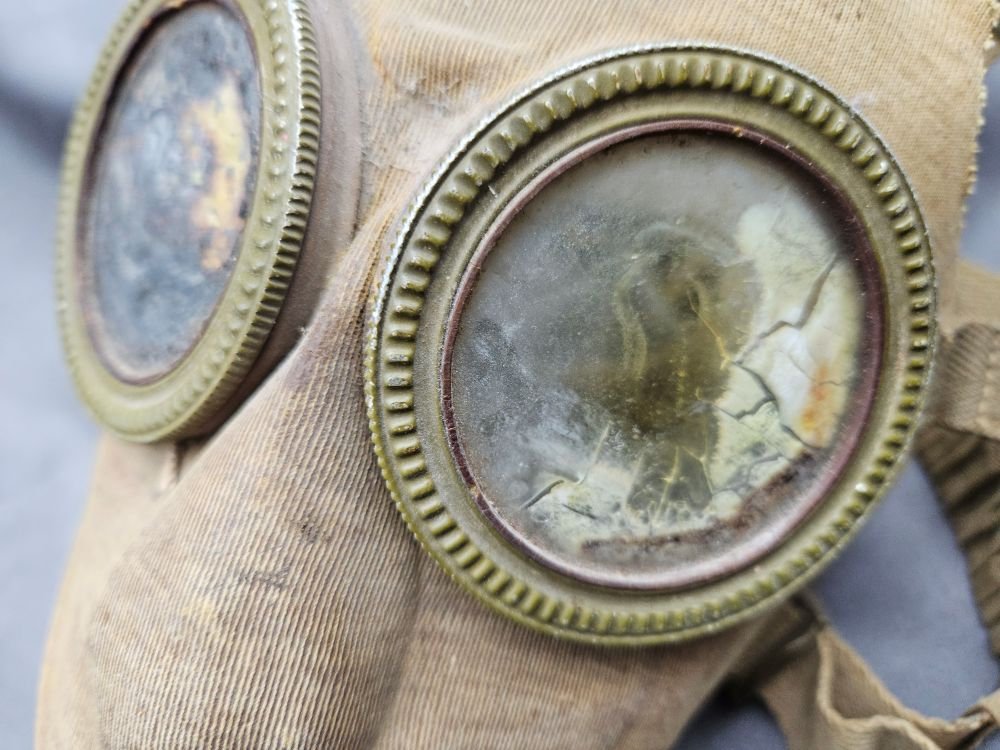 WWII Japanese Gas Mask — image 8