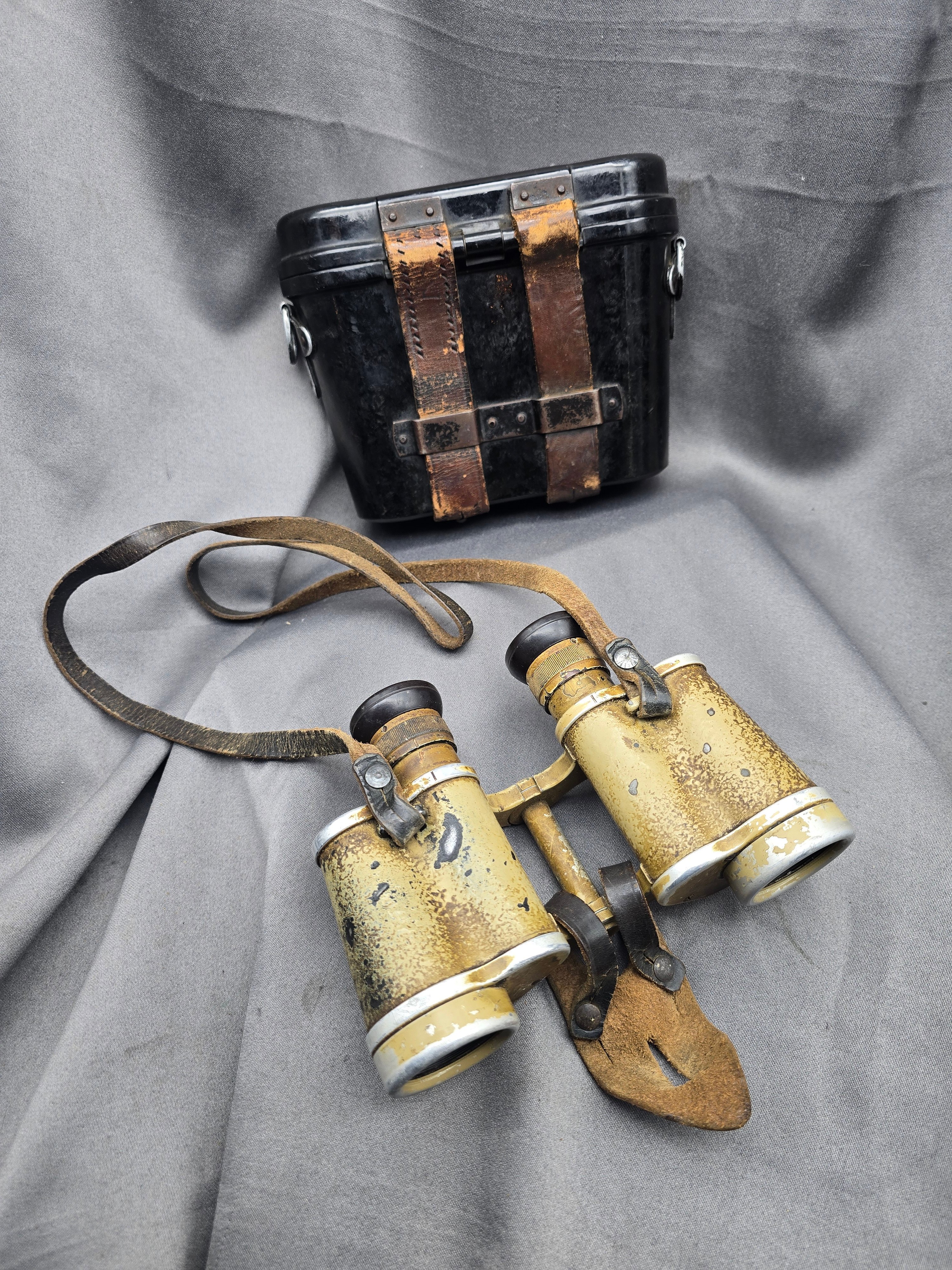 WWII German 6x30 Binoculars with Case — image 4