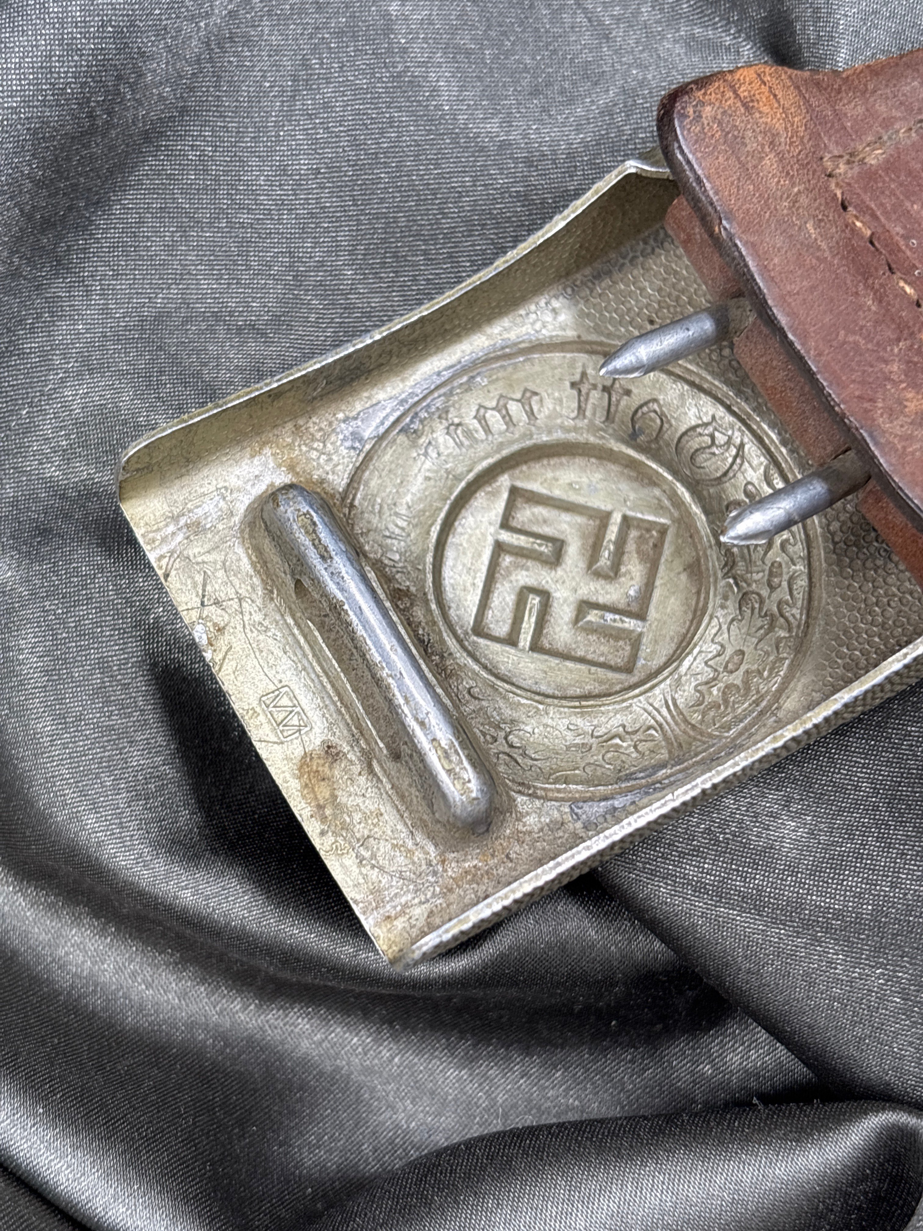 WWII GERMAN POLIZEI NCO BELT BUCKLE — image 3