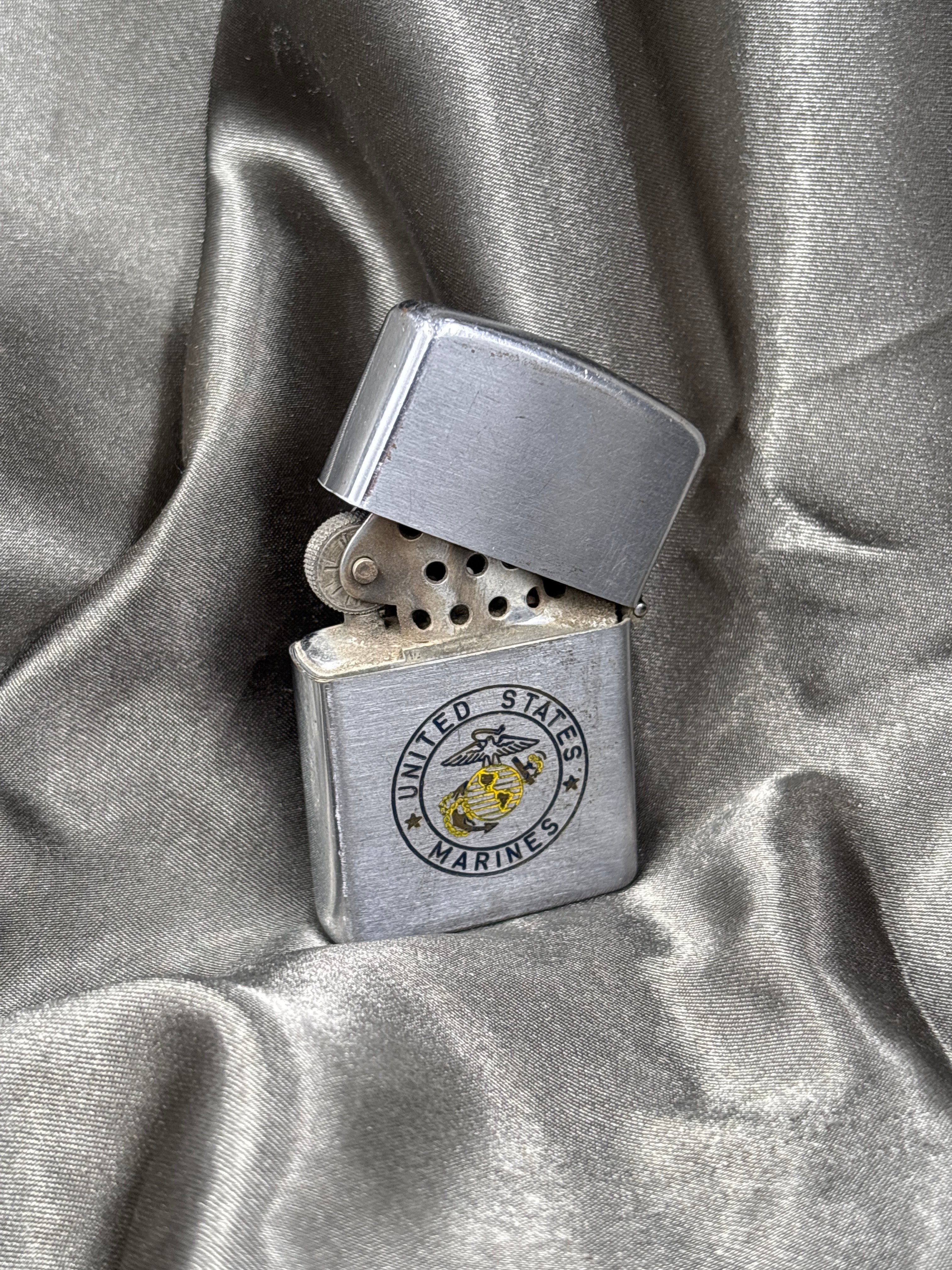 US MARINE CORPS ZIPPO STYLE PENGUIN LIGHTER — image 4