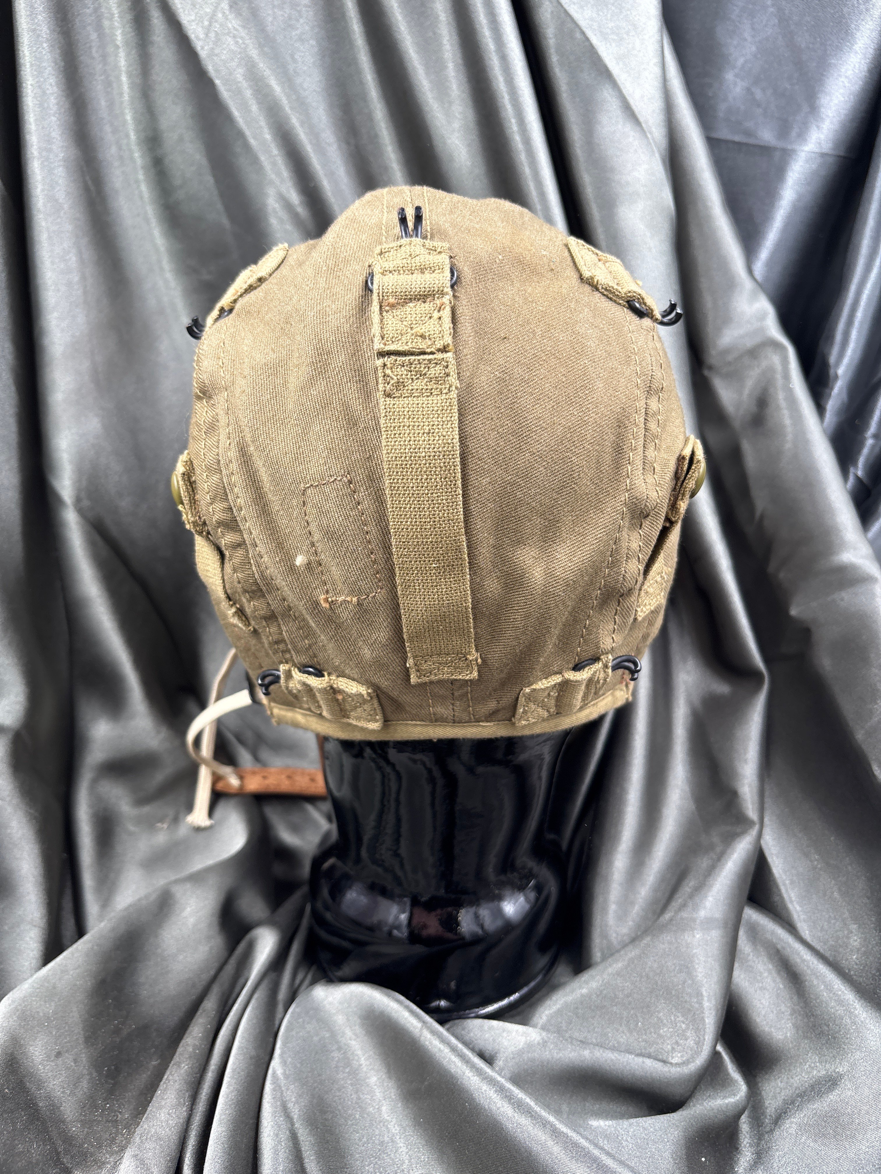 WWII AIR CORPS A-9 SUMMER FLIGHT HELMET SIZE MEDIUM — image 3