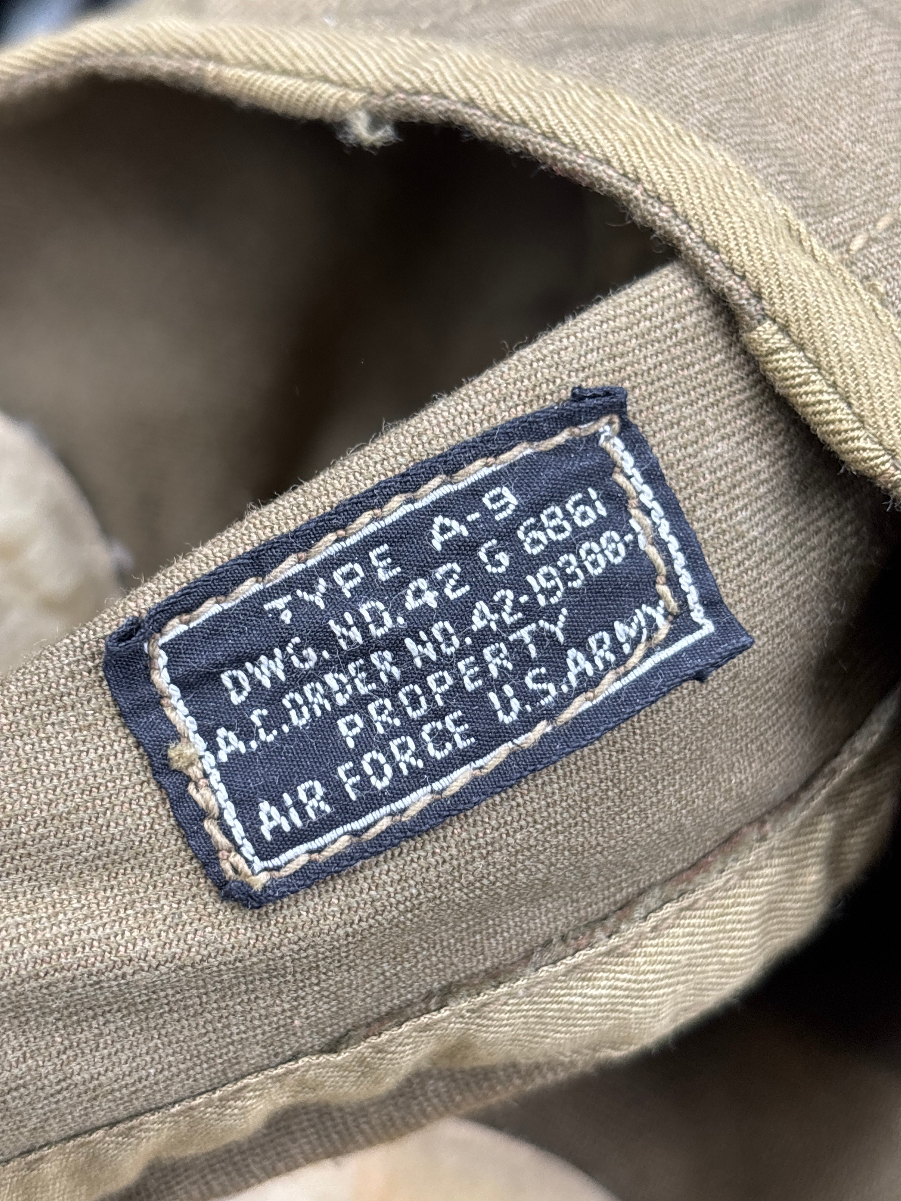 WWII AIR CORPS A-9 SUMMER FLIGHT HELMET SIZE MEDIUM — image 5