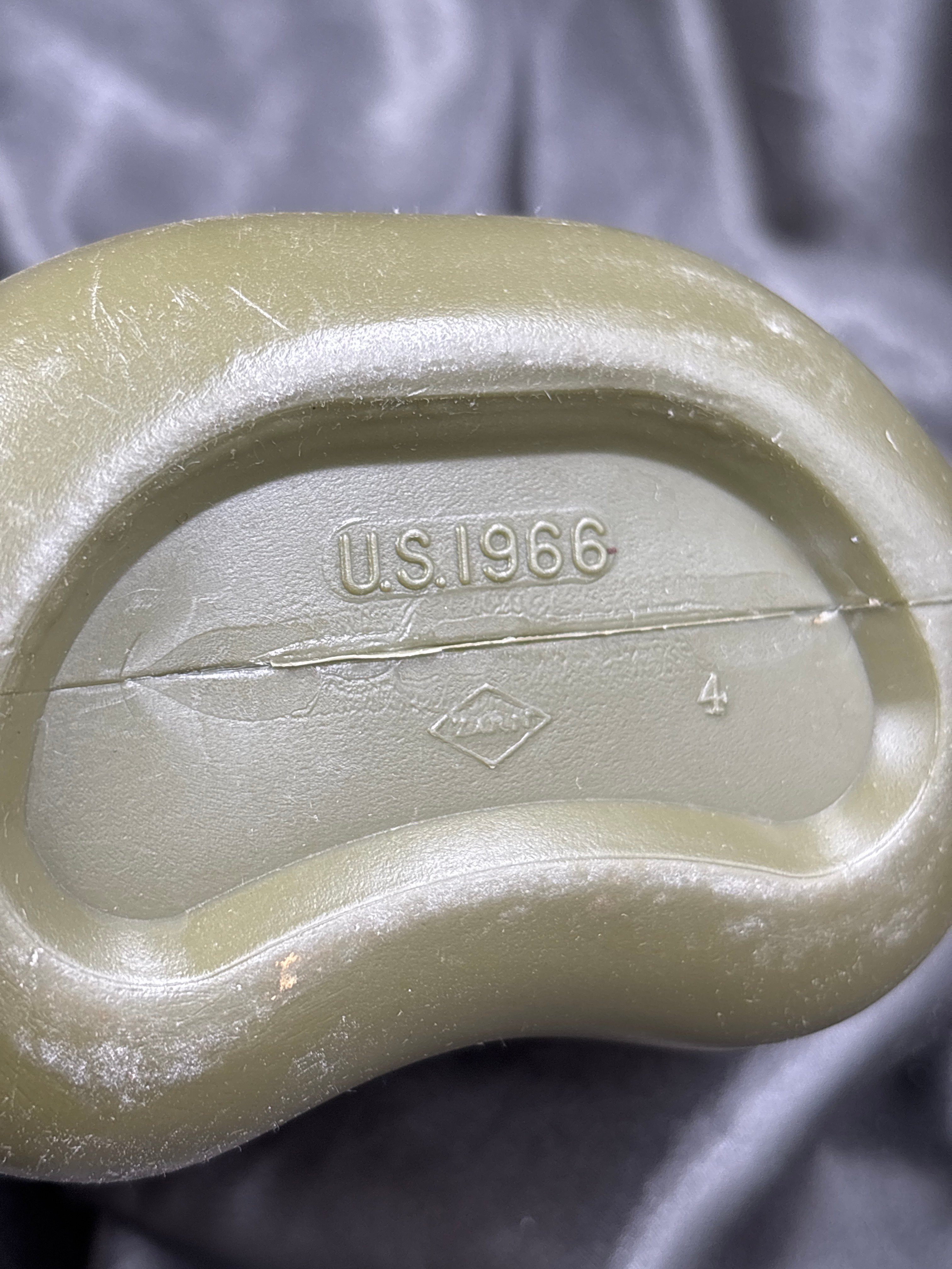 VIETNAM WAR ERA CANTEEN — image 4