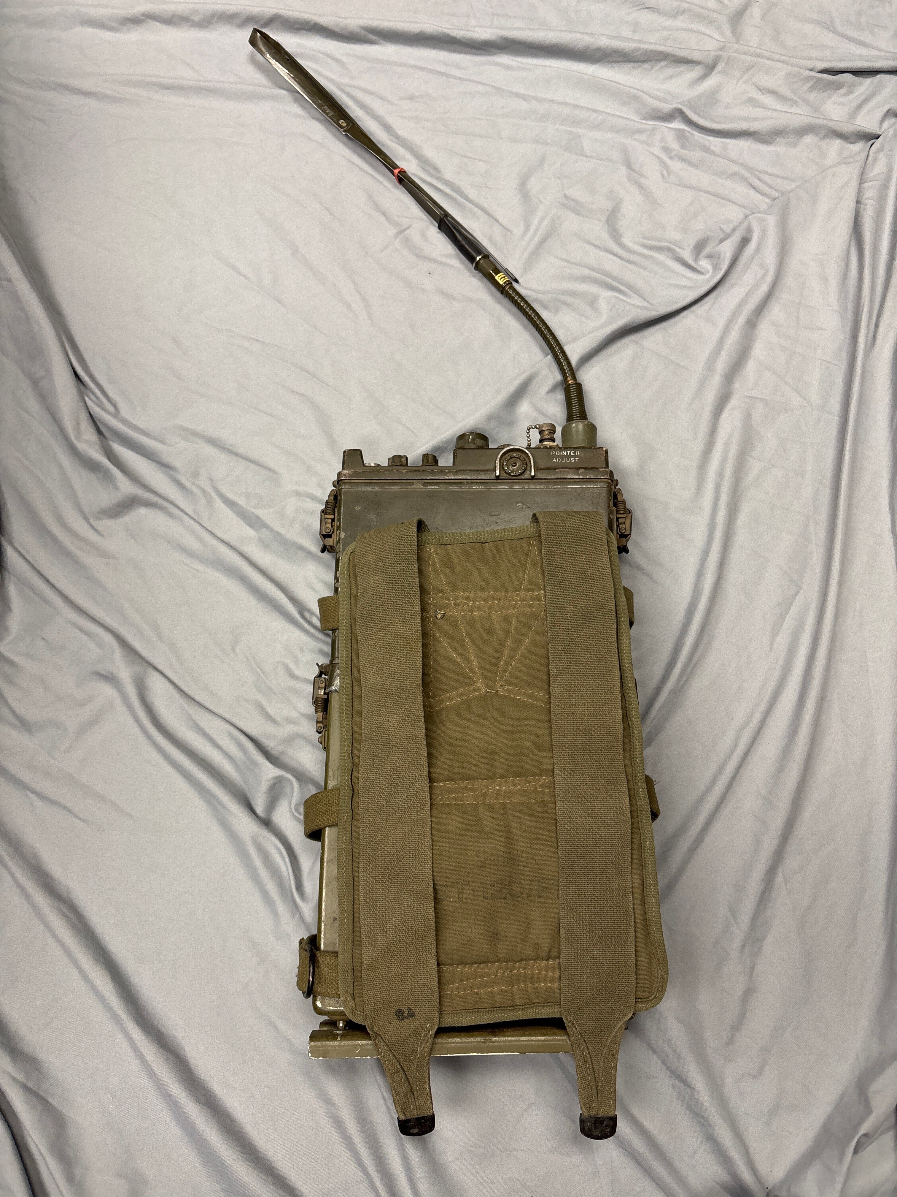 VIETNAM WAR ERA PRC-10 FIELD RADIO — image 3