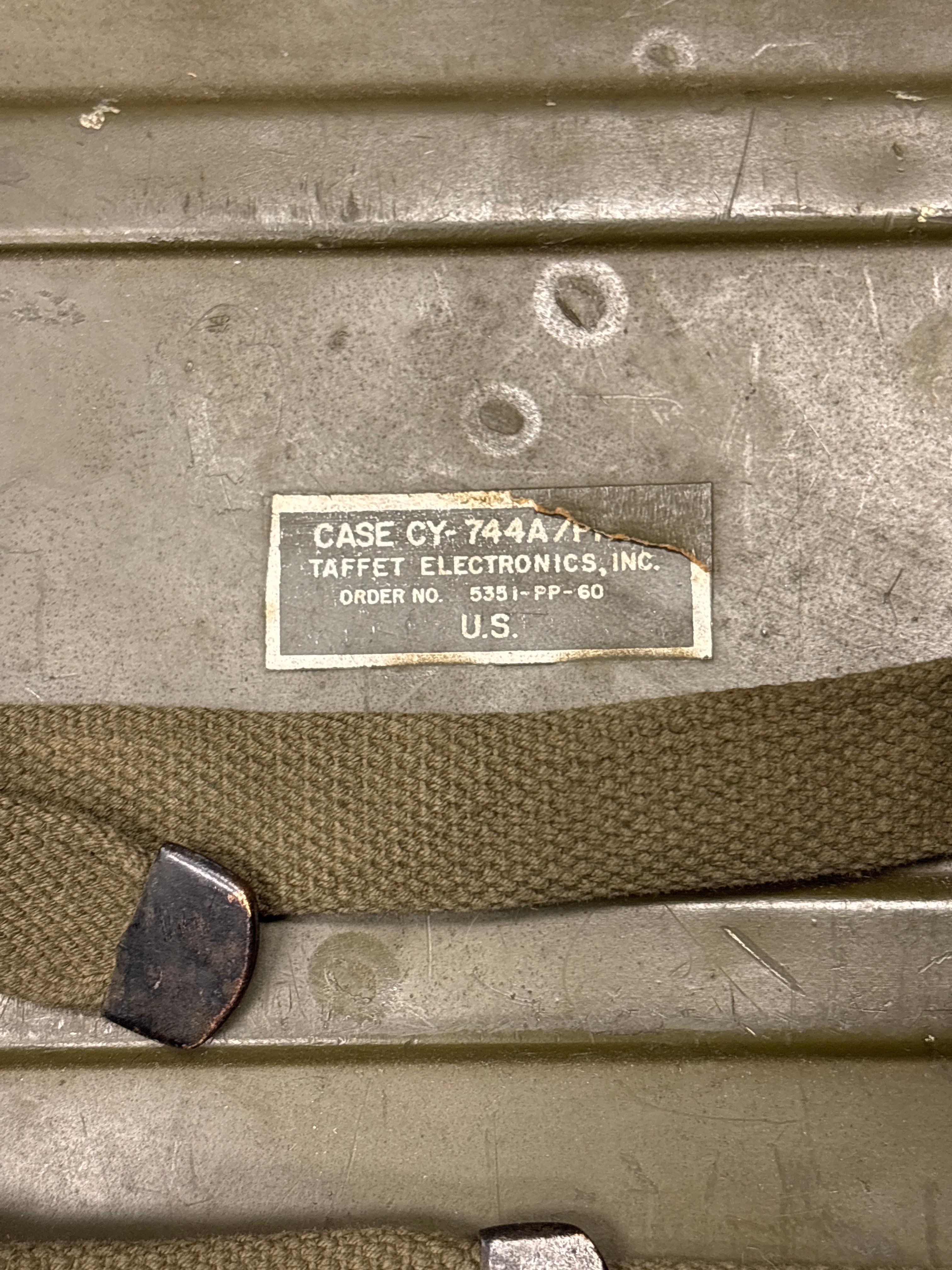 VIETNAM WAR ERA PRC-10 FIELD RADIO — image 5