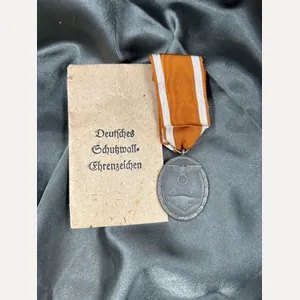 WWII GERMAN WESTWALL MEDAL
