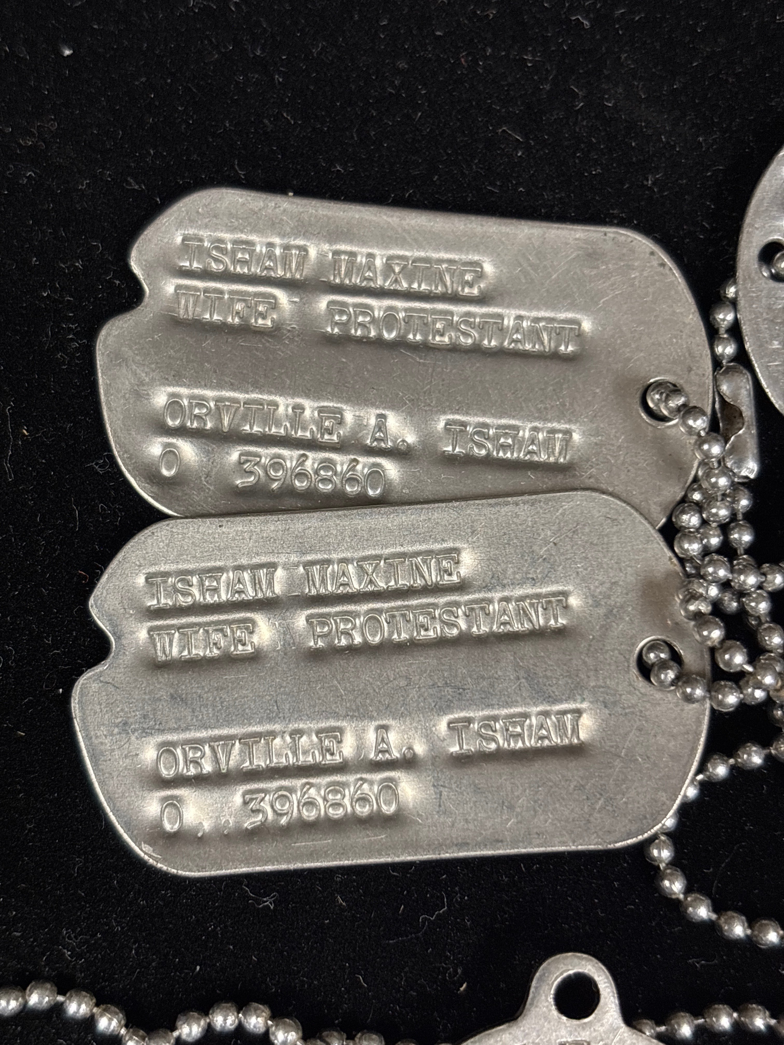 GROUPING OF PRE-WWII AND WWII DOG TAGS — image 2