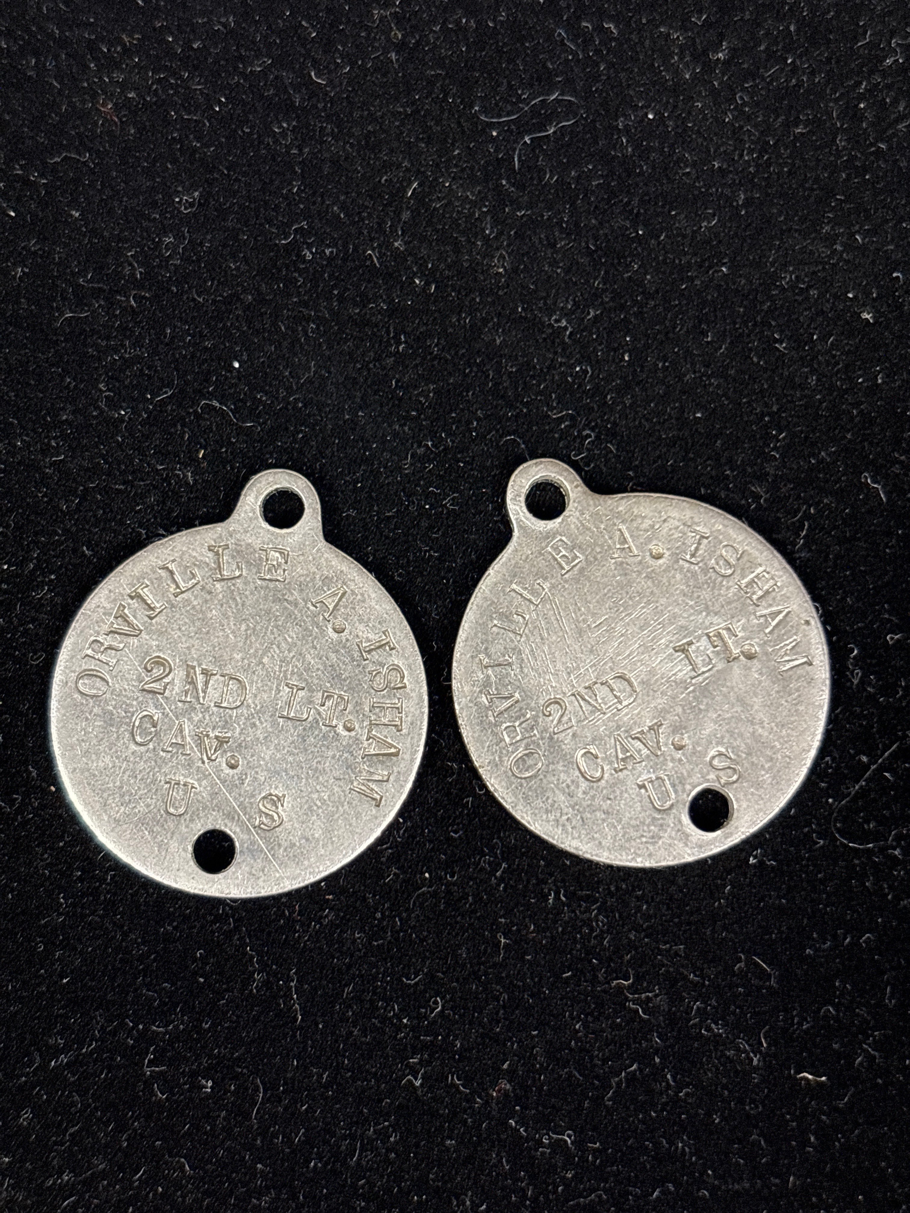 GROUPING OF PRE-WWII AND WWII DOG TAGS — image 5
