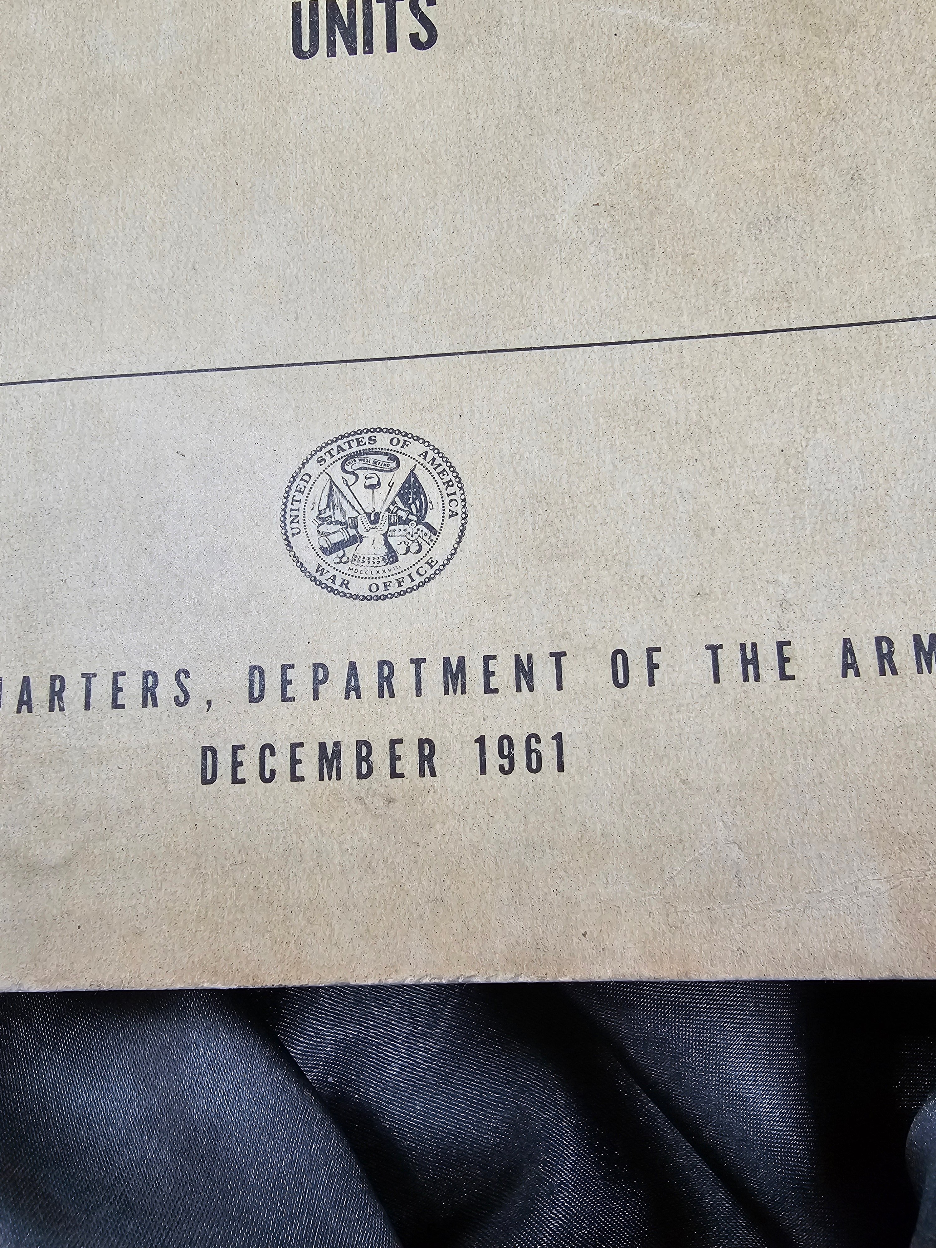 1961 US ARMY DAY CROCKET WEAPONS SYSTEM IN INFANTRY AND ARMOR UNITS MANUAL — image 2