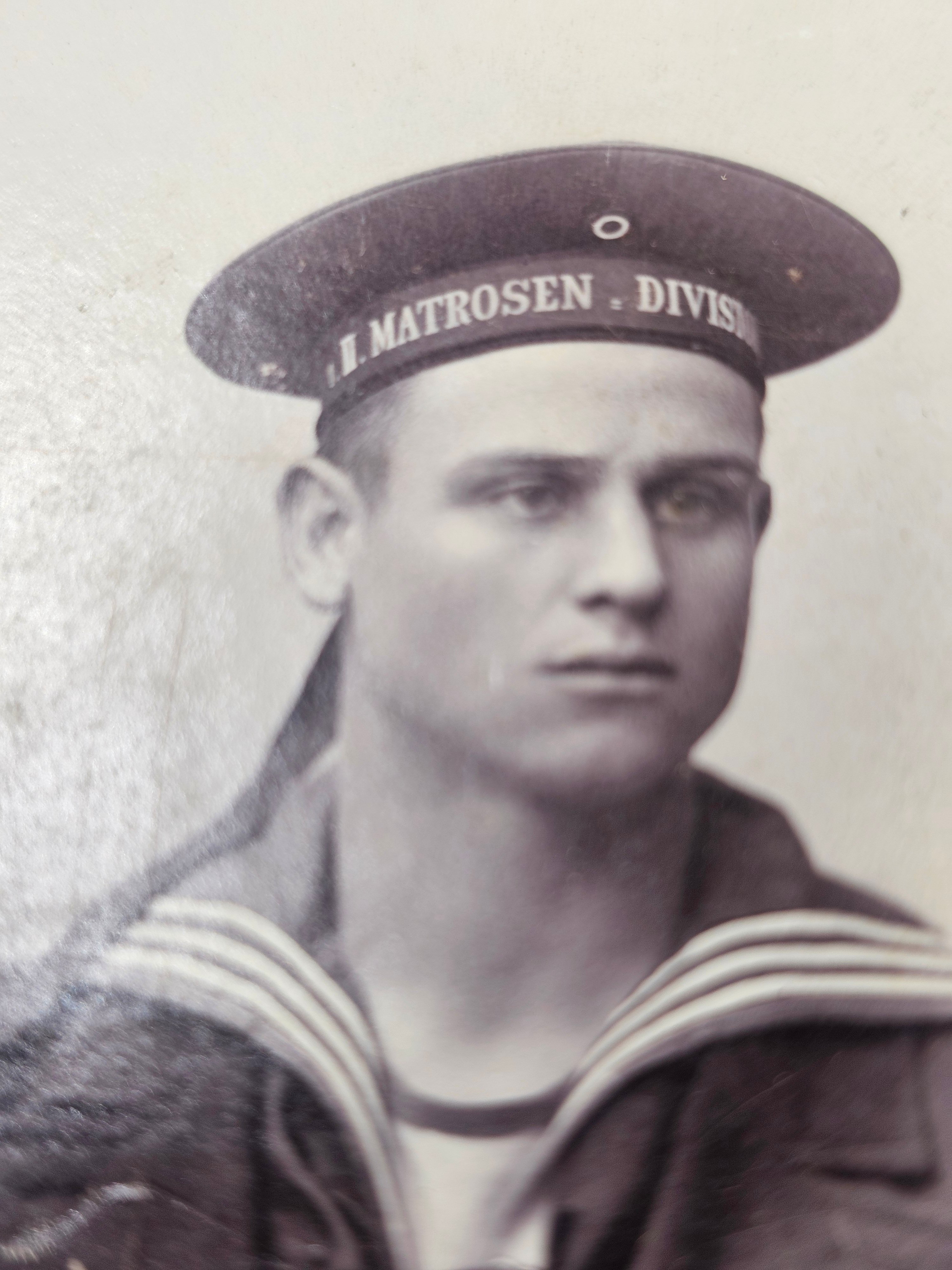WWI GERMAN SAILOR PORTRAIT — image 4