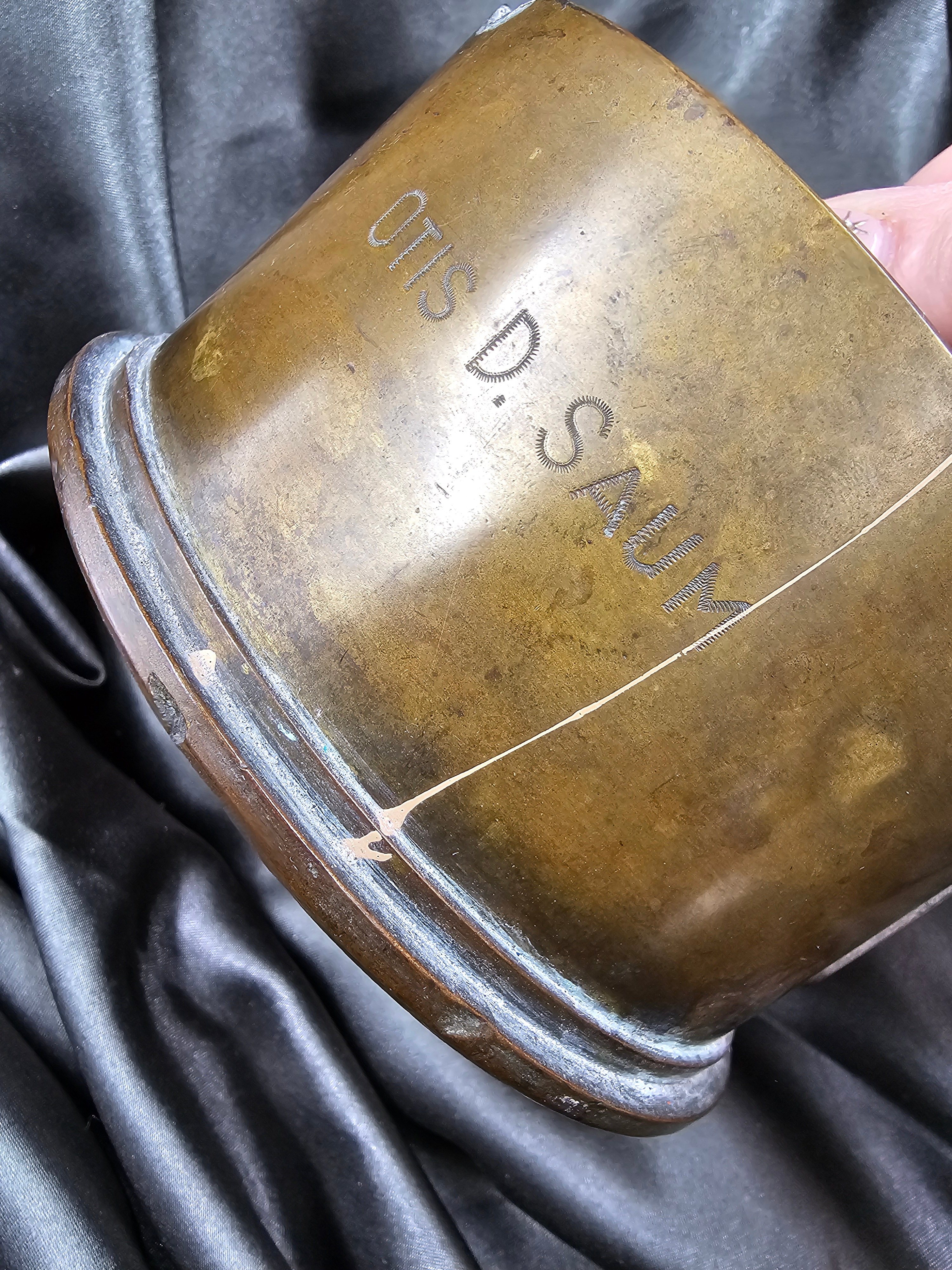 WWII US 63RD TANK BATTALION TRENCH ART ASHTRAY — image 2