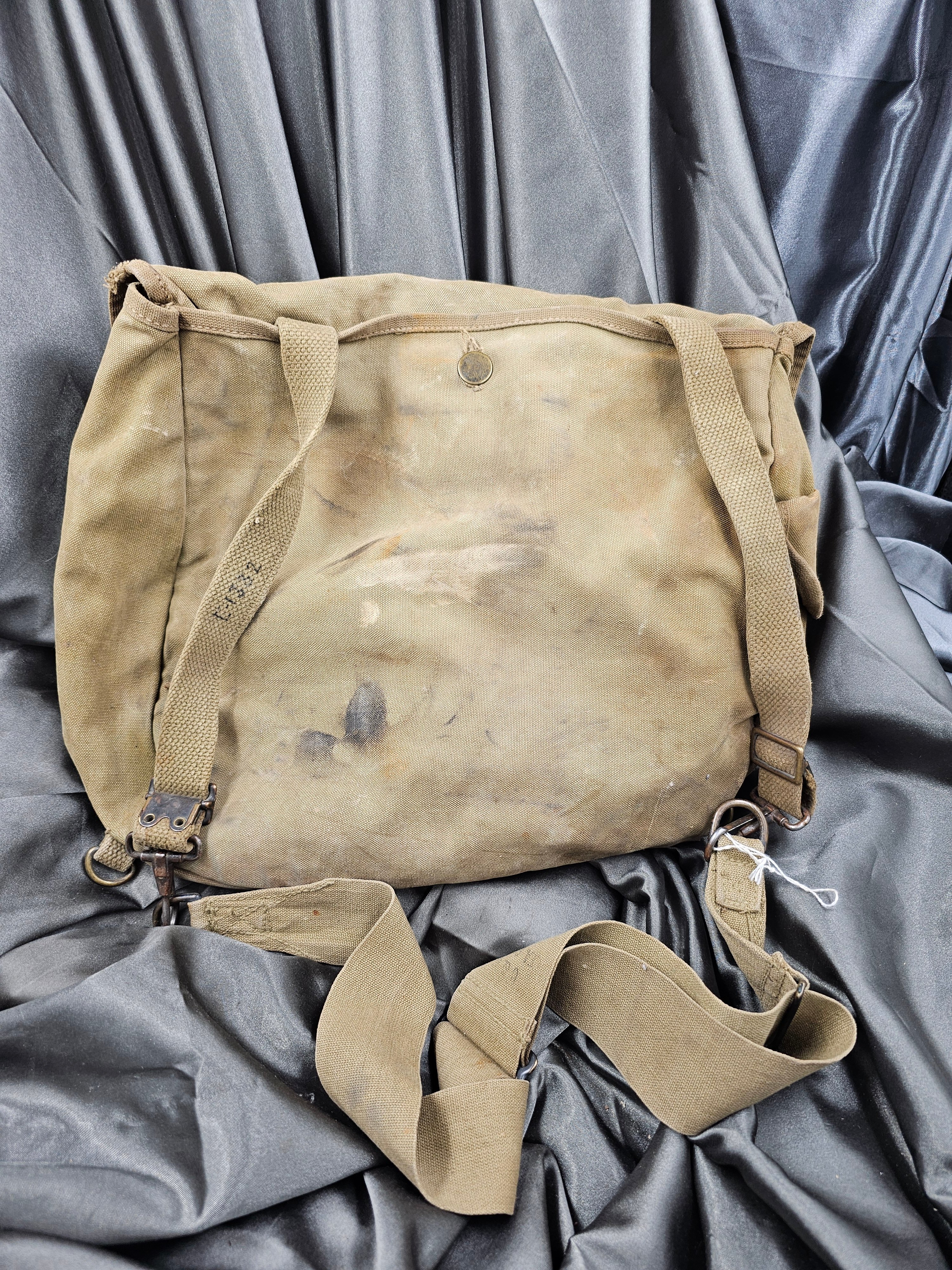 WWII ERA 1941 DATED MUSETTE BAG — image 3