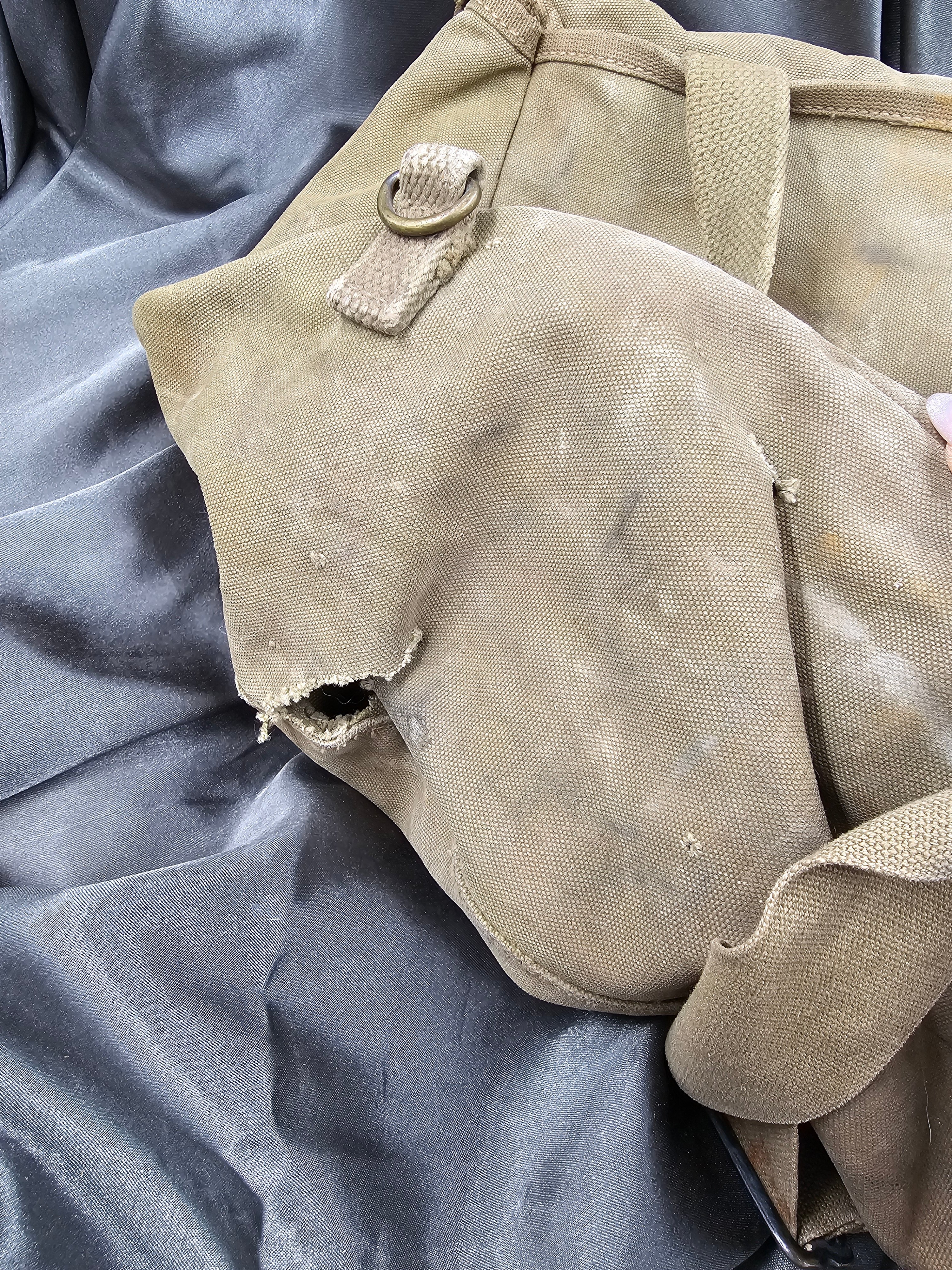 WWII ERA 1941 DATED MUSETTE BAG — image 4