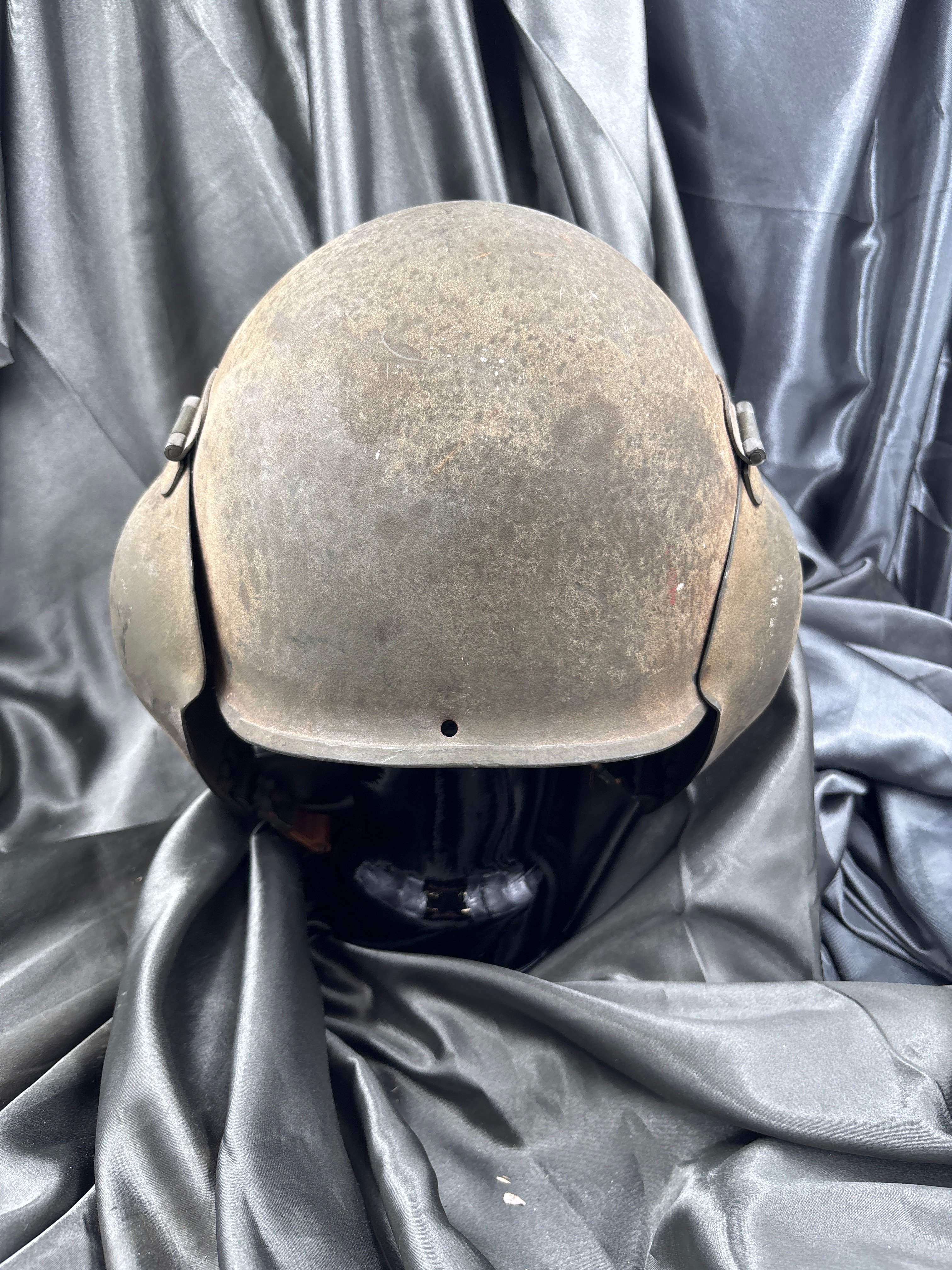 WWII AIR CORPS M3 FLAK HELMET — image 2