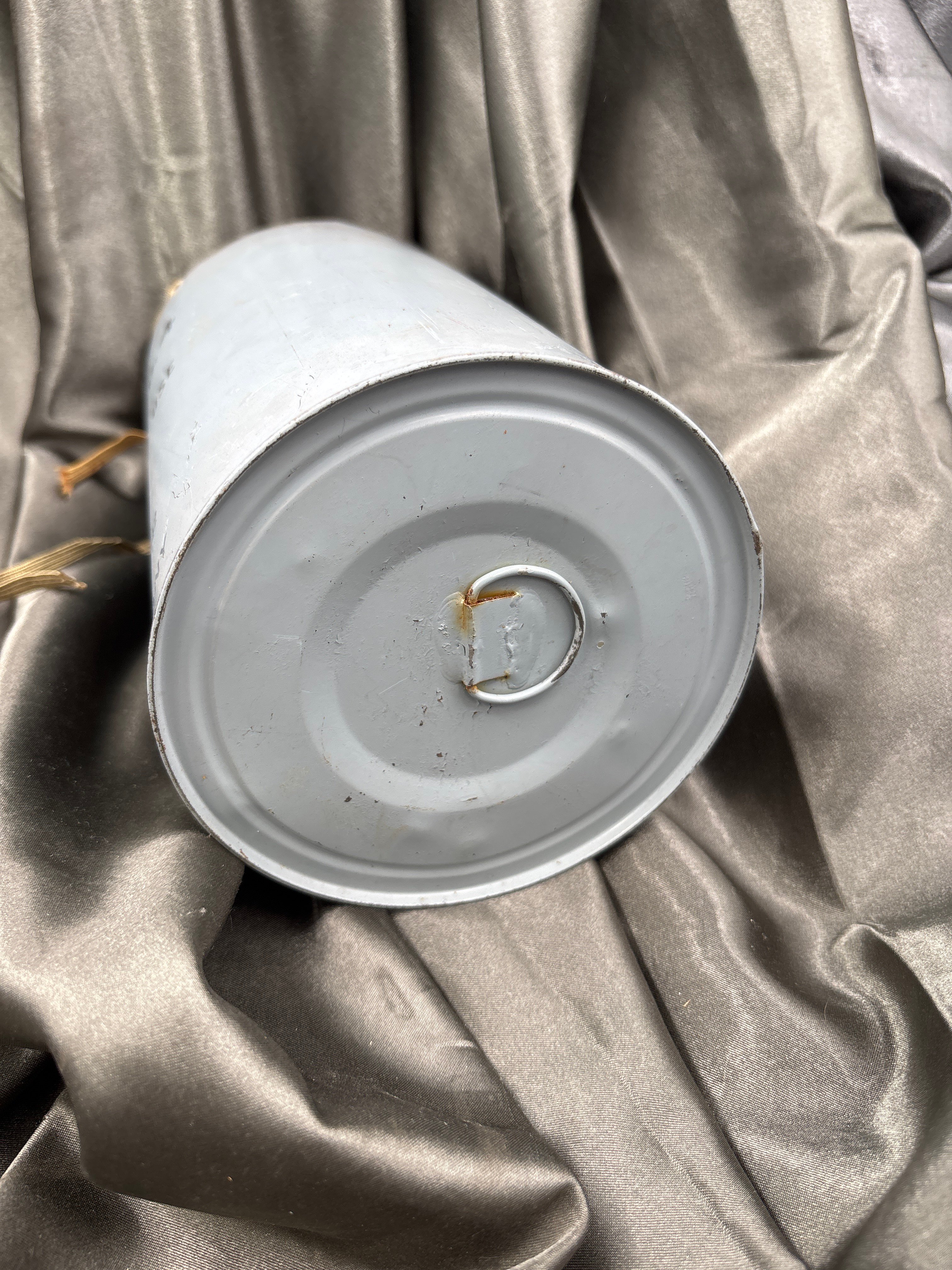 WWII US NAVY EMERGENCY FISHING KIT #4 — image 3