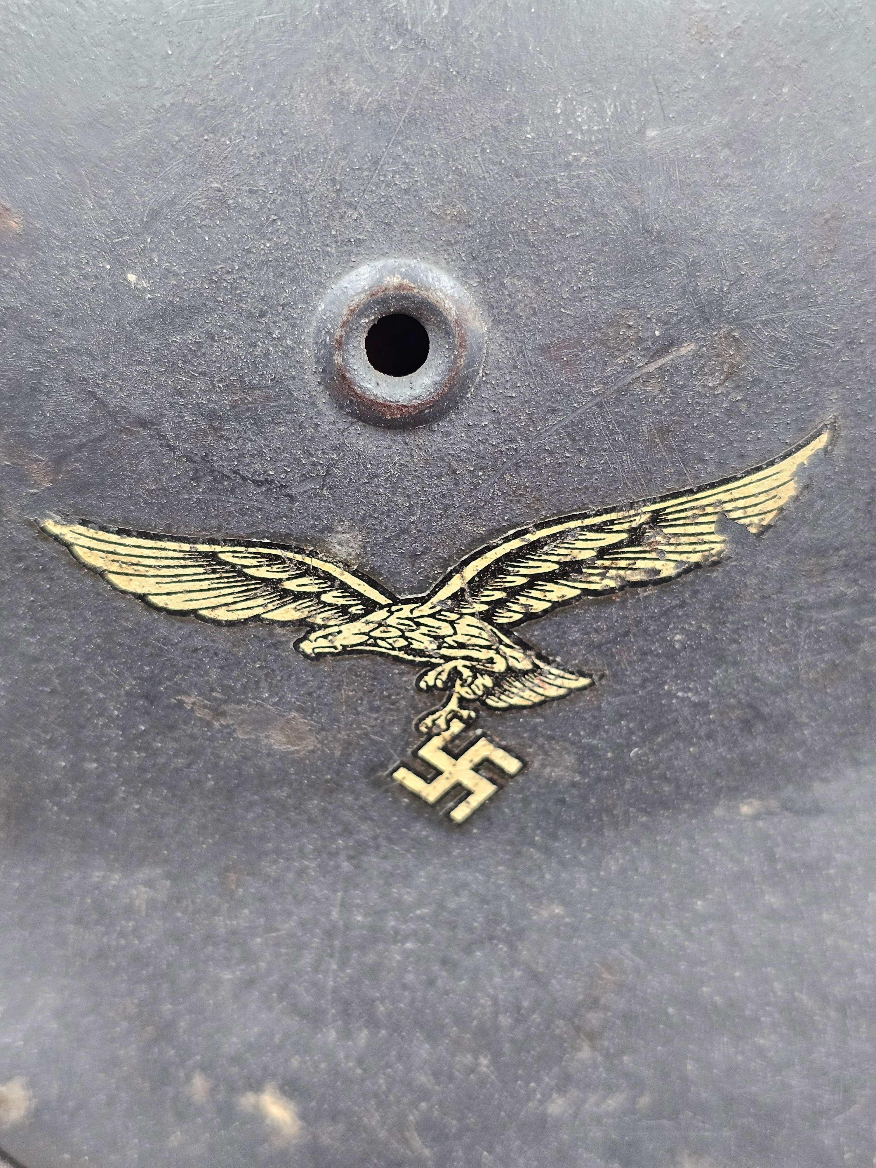 WWII GERMAN M42 SINGLE DECAL HELMET — image 2