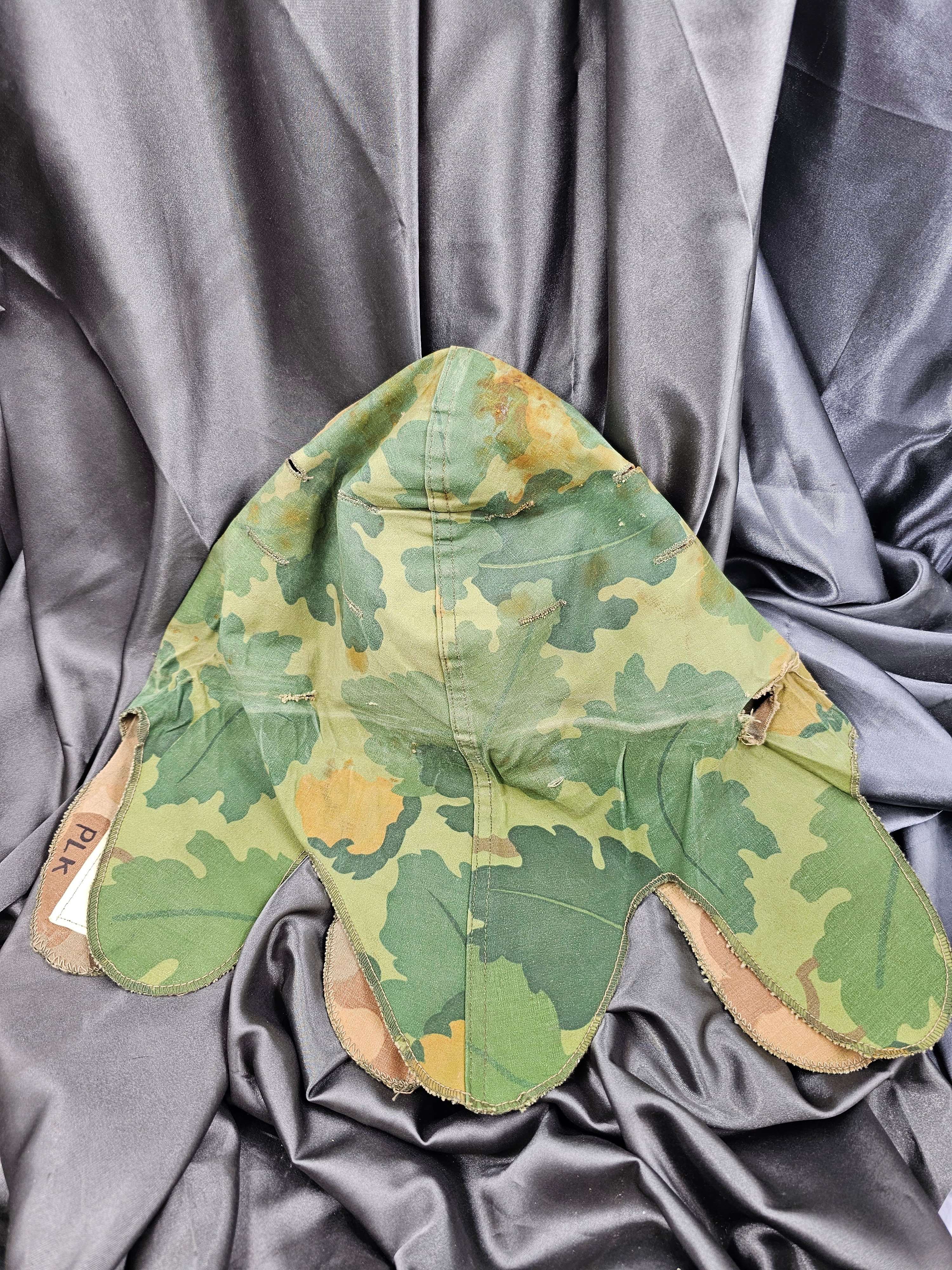 1959 US MARINE CORPS CAMOUFLAGE CHAPLAIN HELMET COVER — image 2