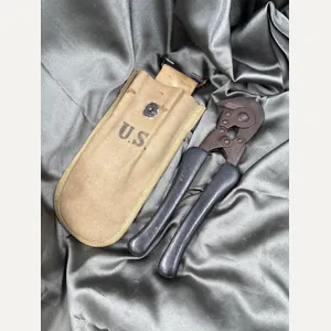 WWII US ARMY WIRE CUTTER TOOL