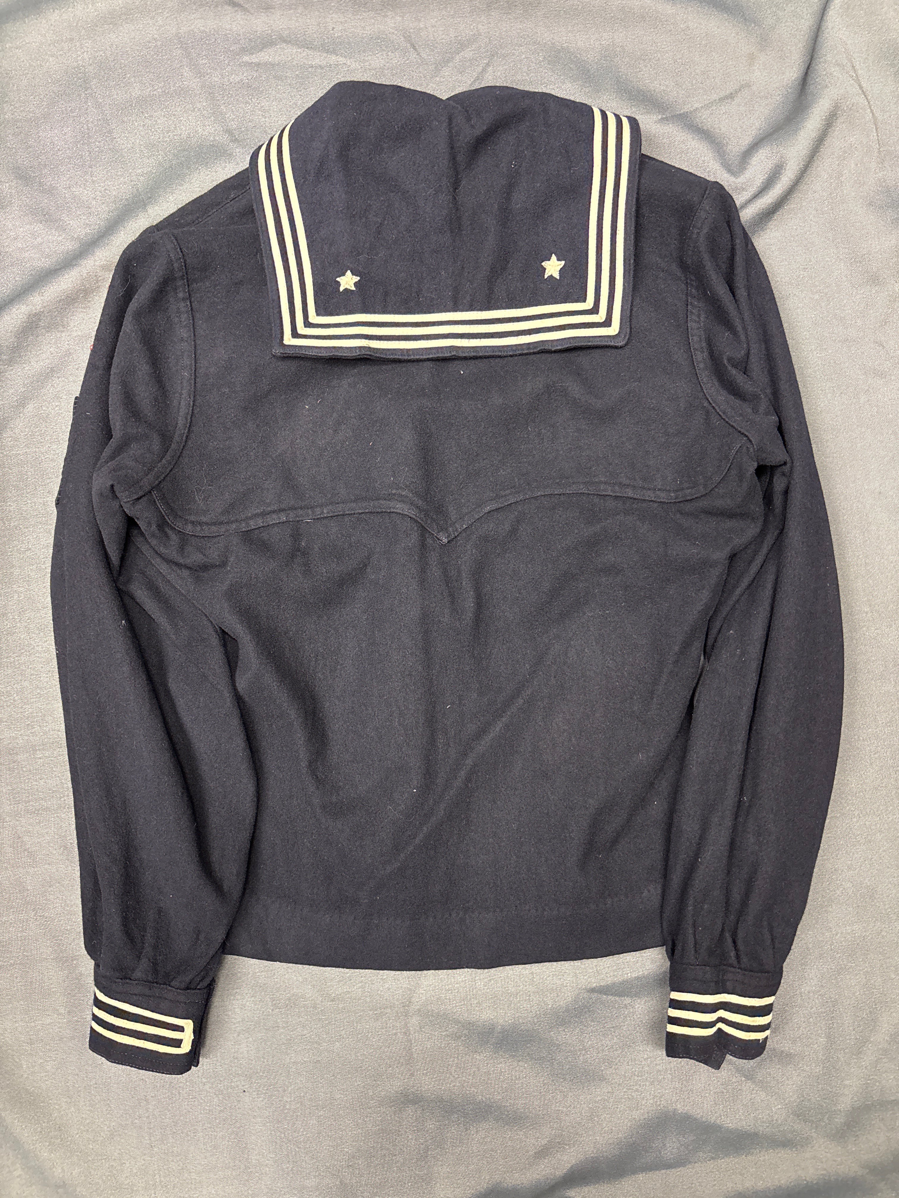 WWII US AMPHIBIOUS NAVY JUMPER 3RD CLASS ELECTRICIAN — image 3