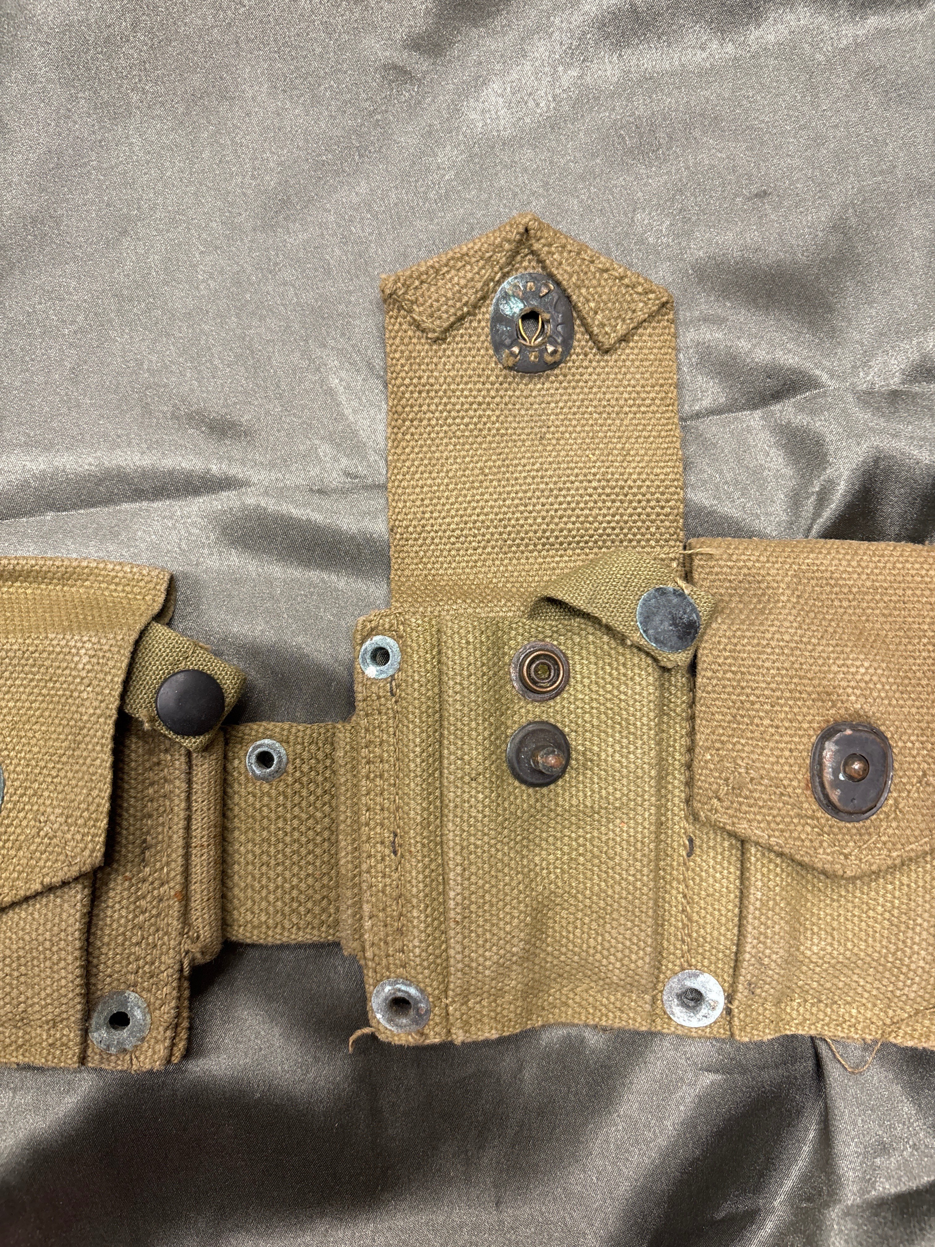 WWII US CARTRIDGE BELT — image 3