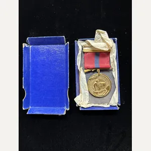 WWII US MARINE CORPS GOOD CONDUCT MEDAL