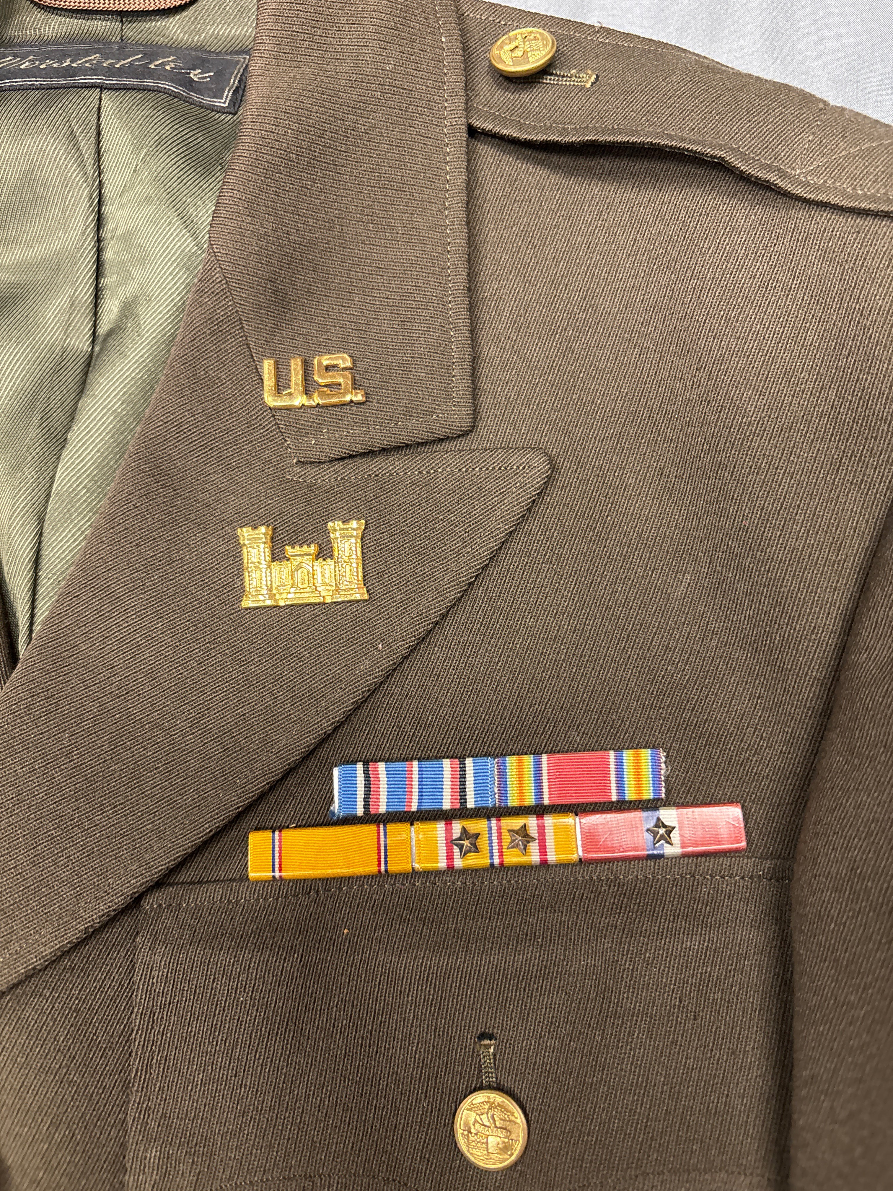 WWII US OFFICER ENGINEER UNIFORM AND VISOR CAP — image 2