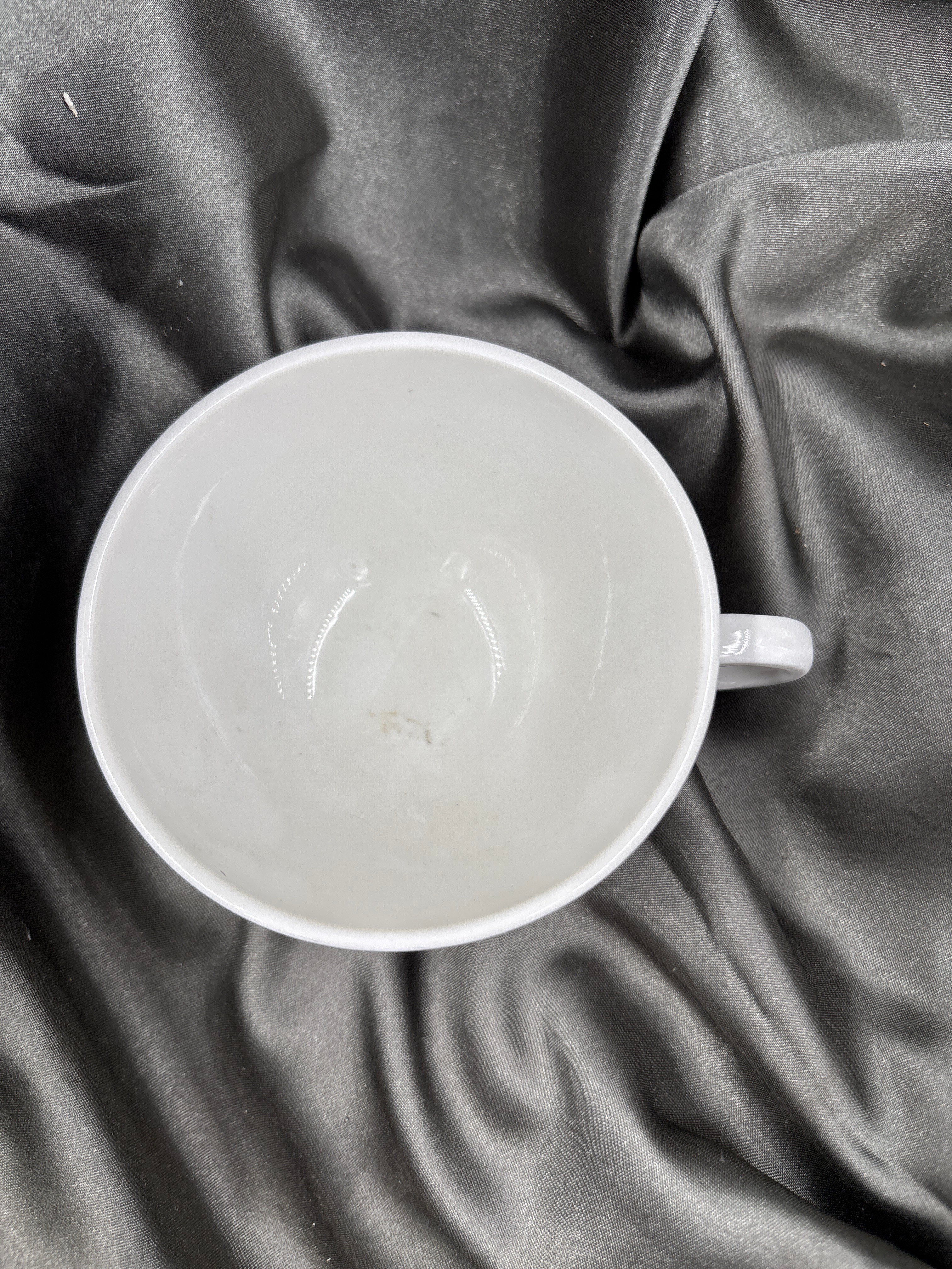 1950's ERA US ARMY MEDICAL TEA CUP — image 2