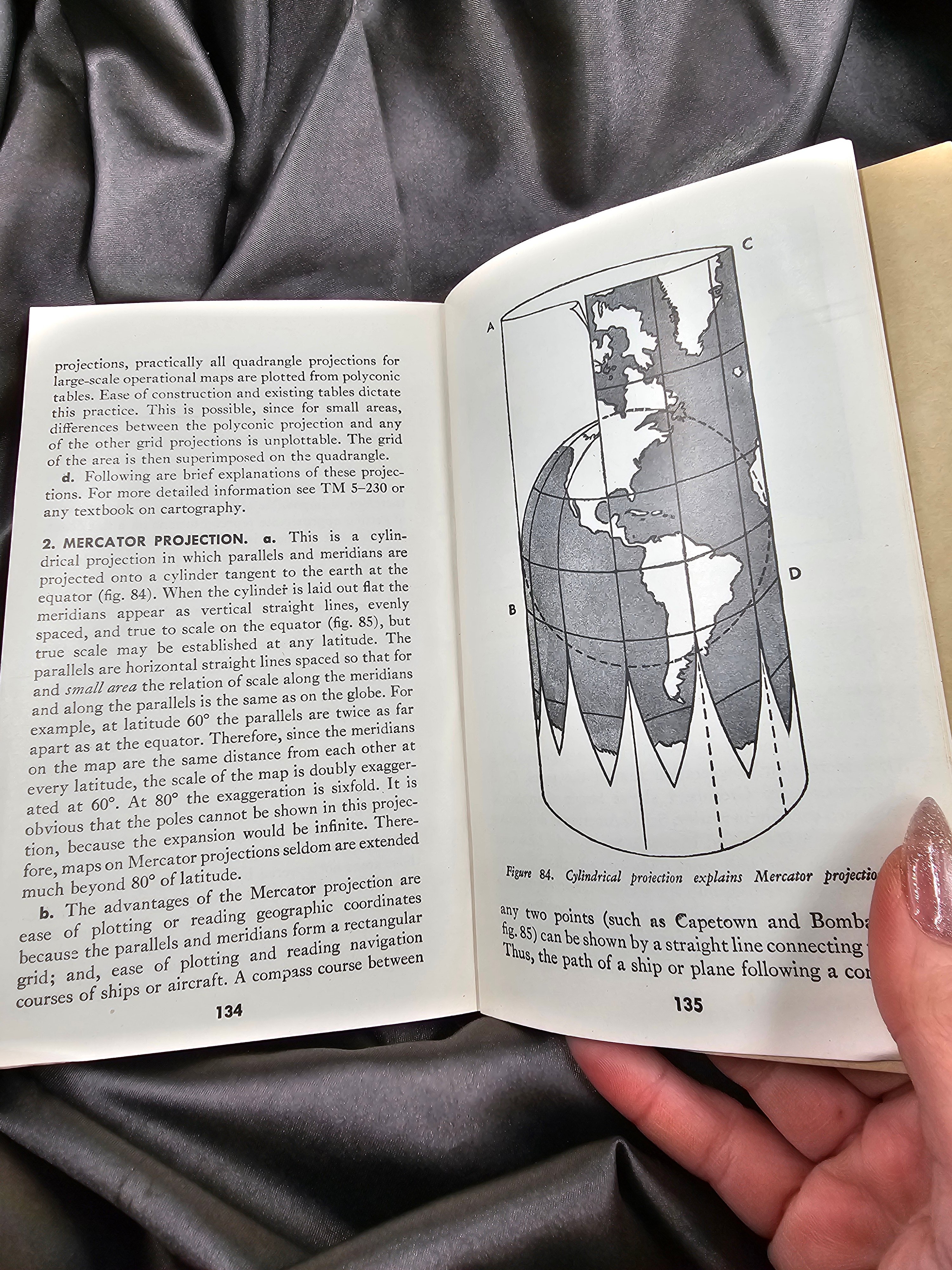 WWII ADVANCED MAP AND AERIAL PHOTOGRAPH READING TRAINING MANUAL — image 4