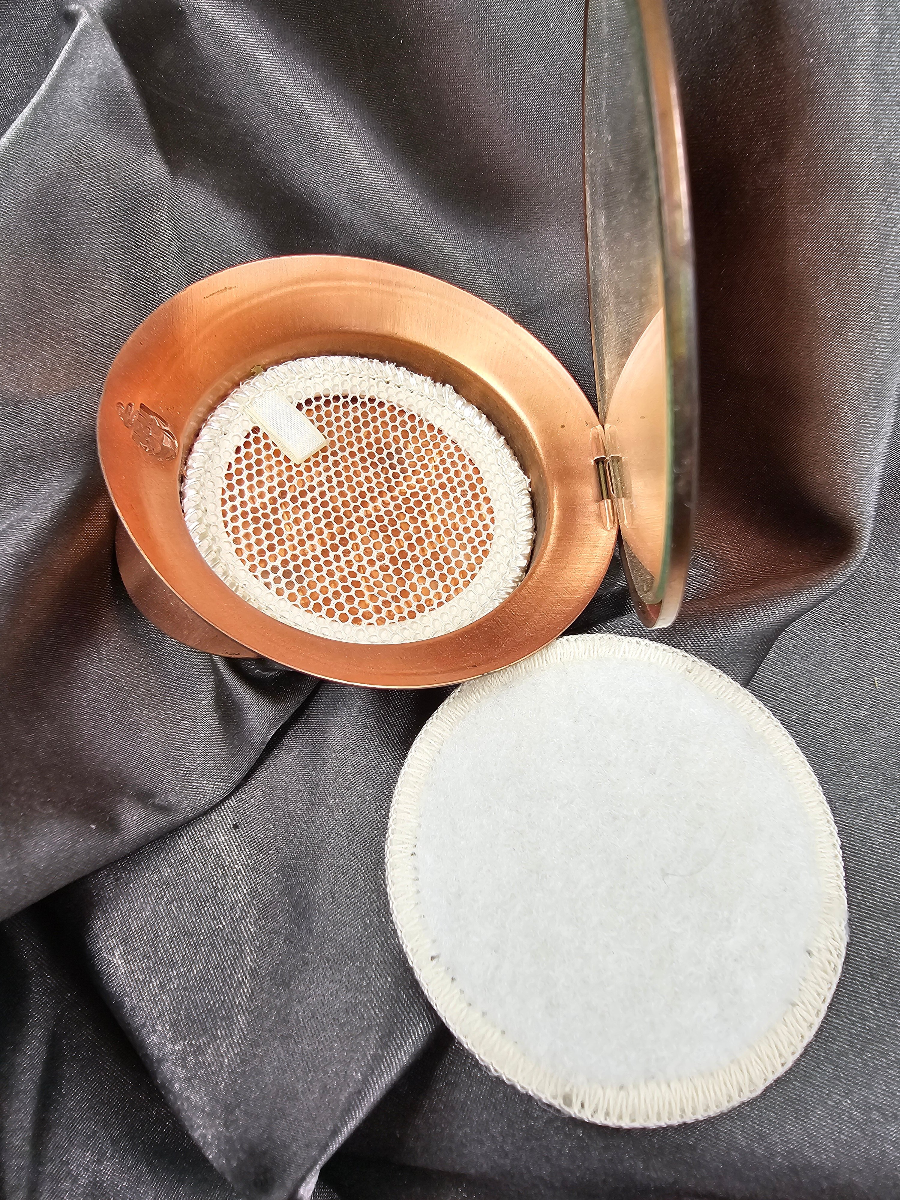 WWII US NAVY BRONZE COMPACT — image 4