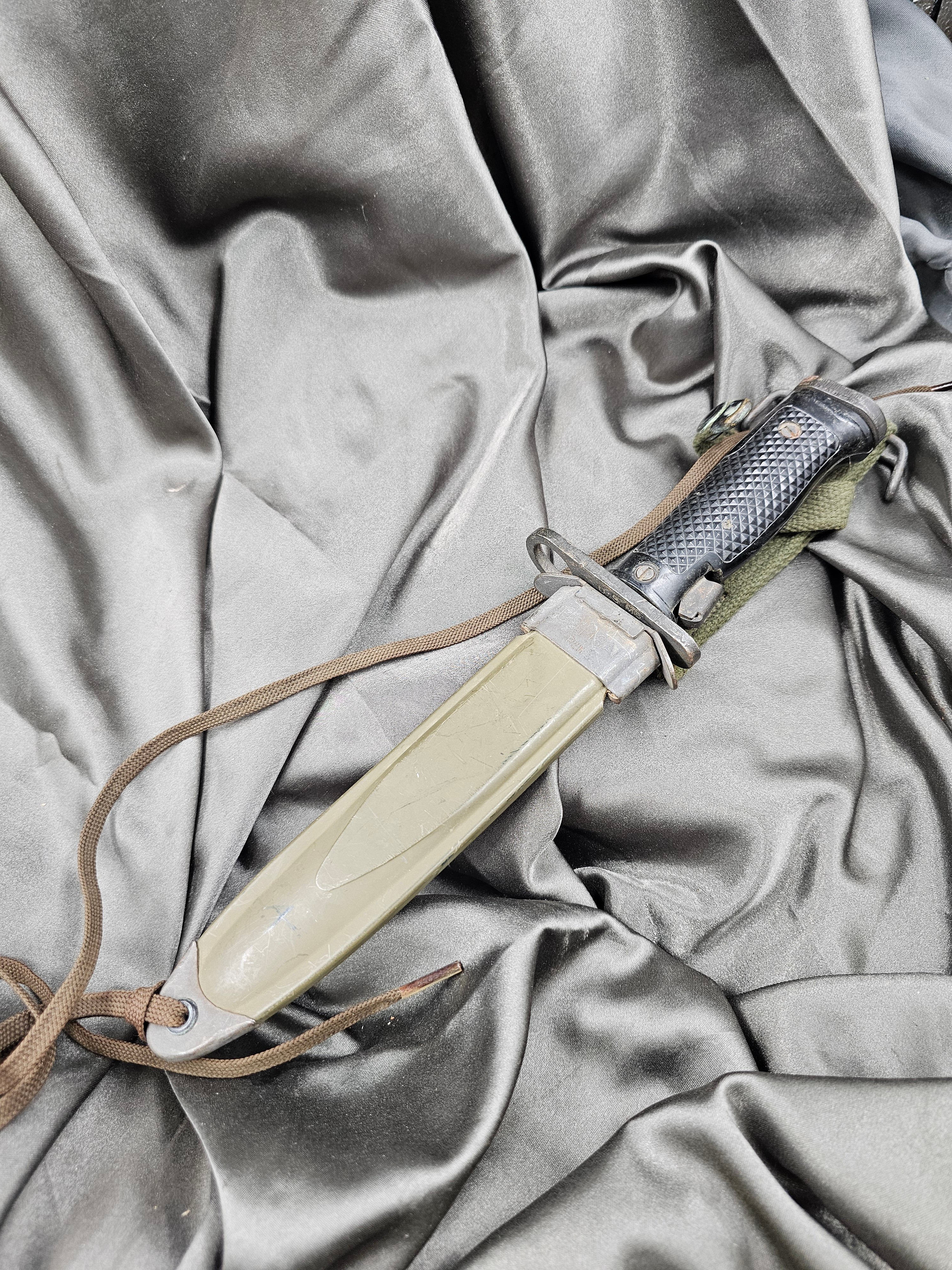 US ARMY M6 BAYONET — image 6