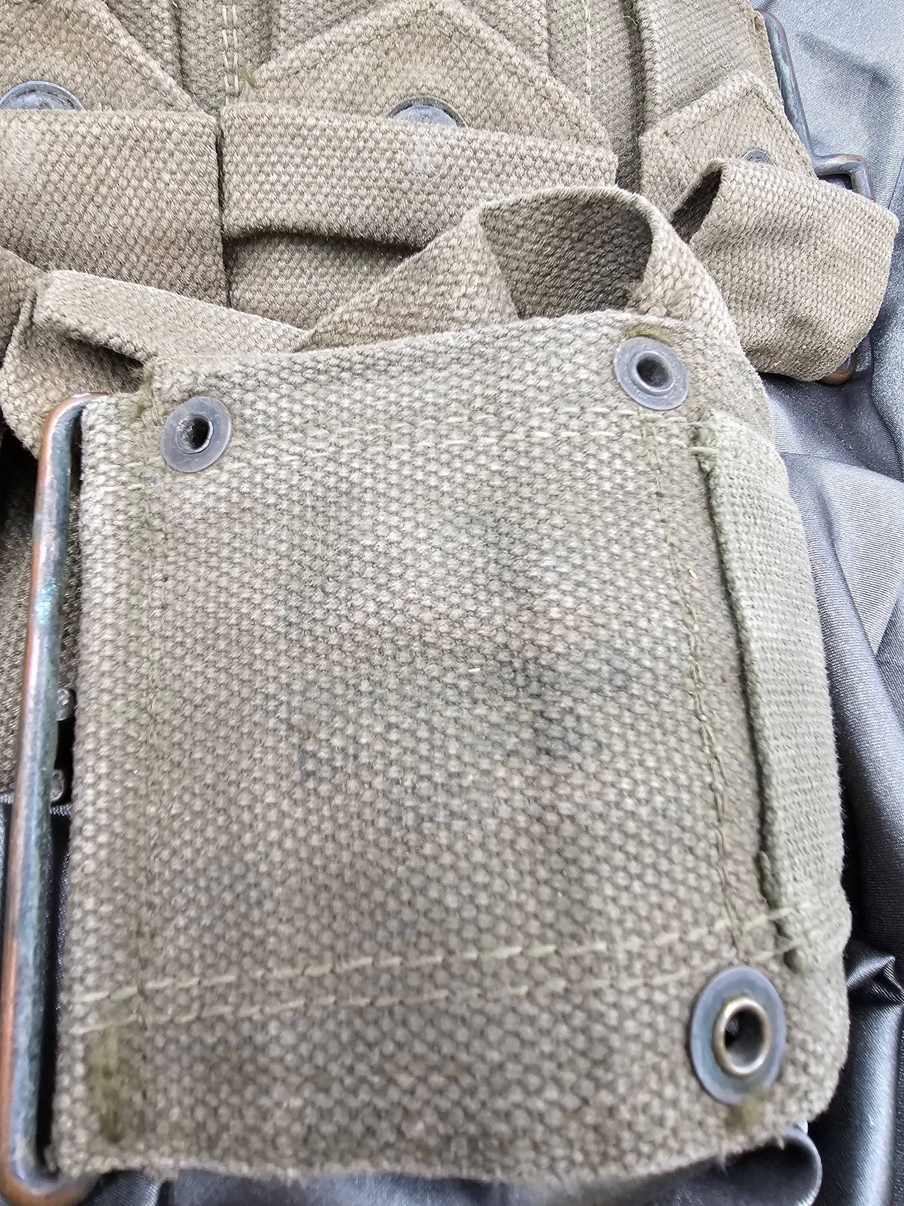 LATE WWII US CARTRIDGE BELT — image 3