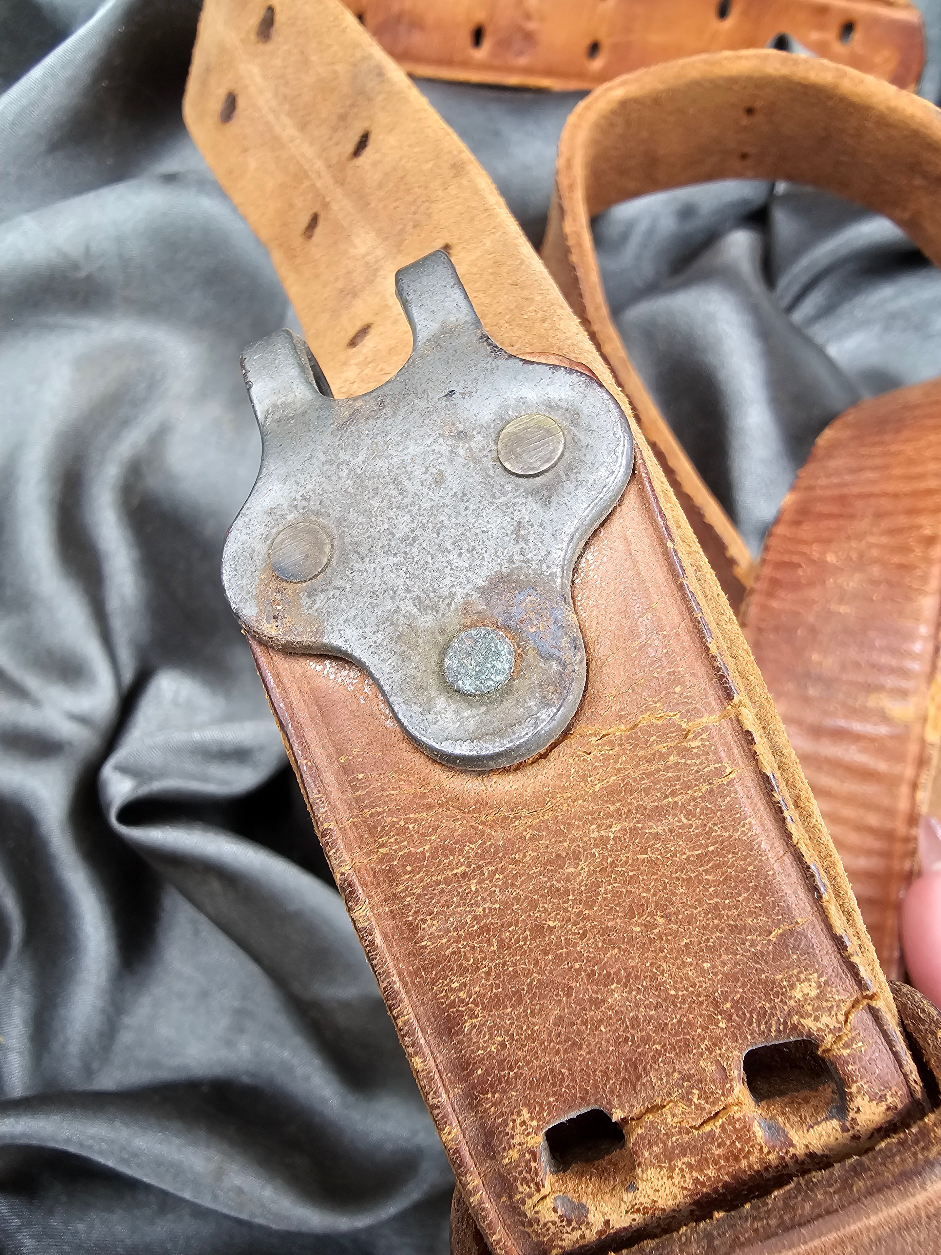 WWII US M1 GARAND BOYT 43 RIFLE LEATHER SLING — image 3