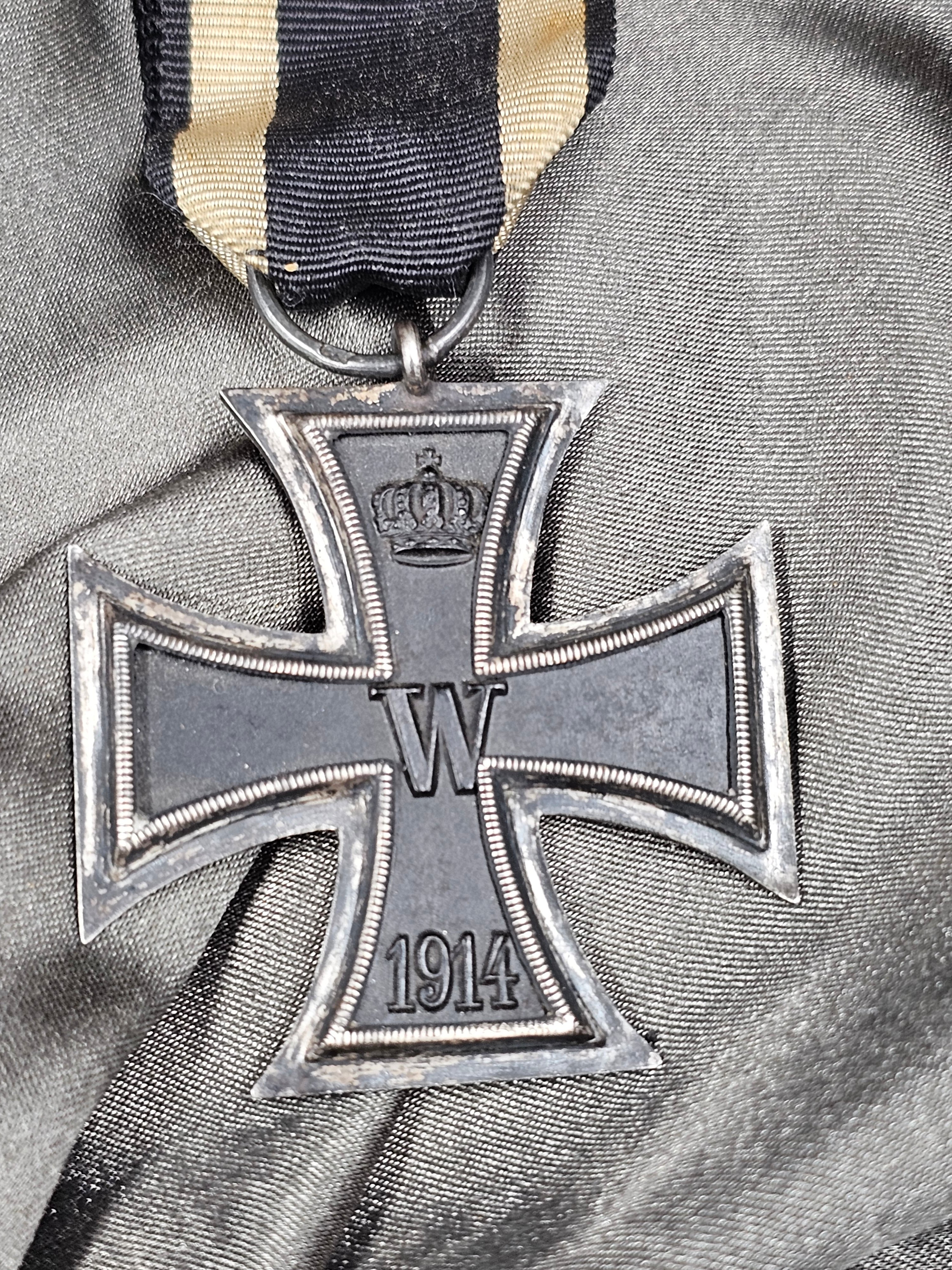 WWI GERMAN IRON CROSS SECOND CLASS — image 2