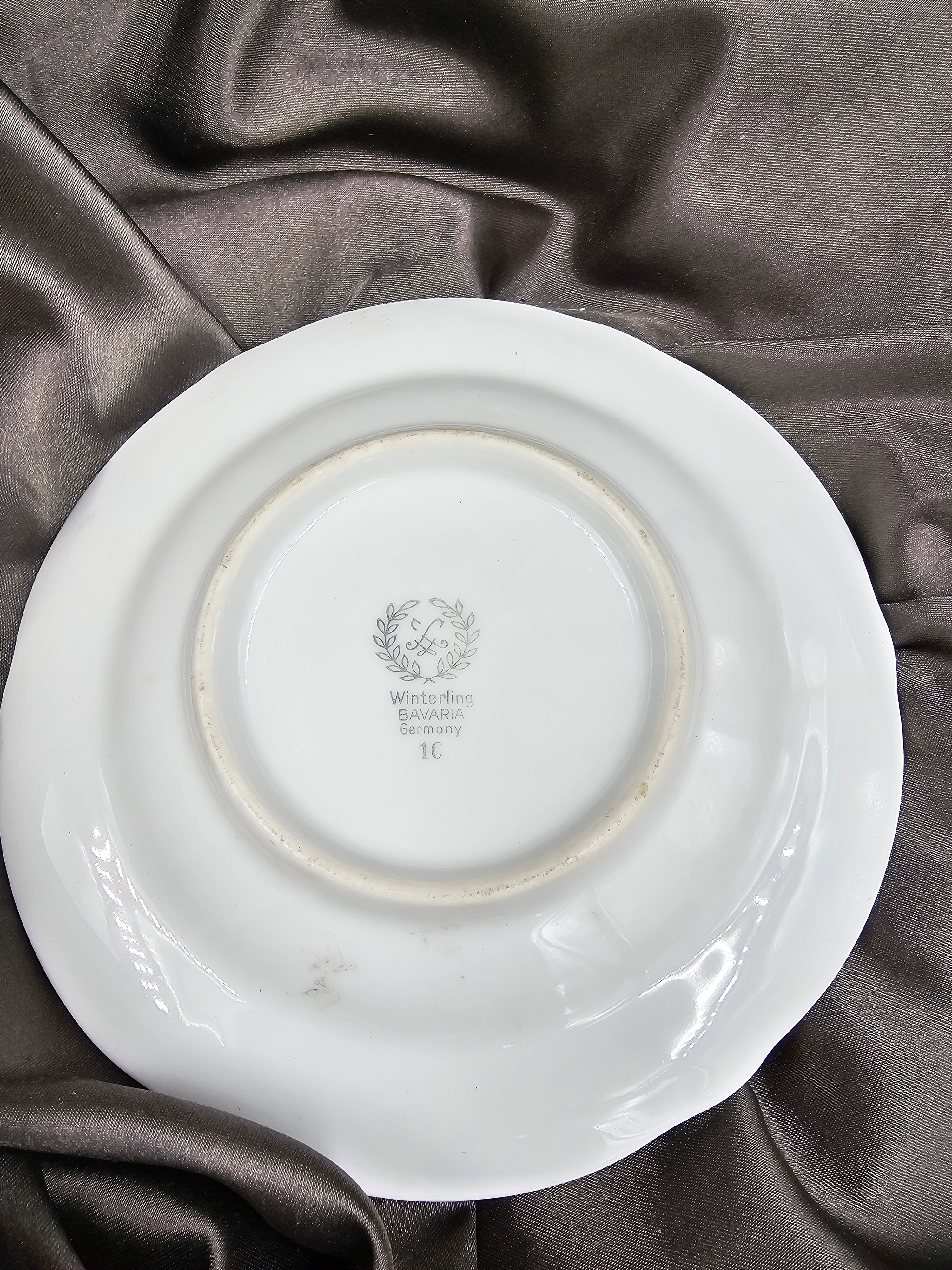 28TH INFANTRY DIVISION ASHTRAY — image 3