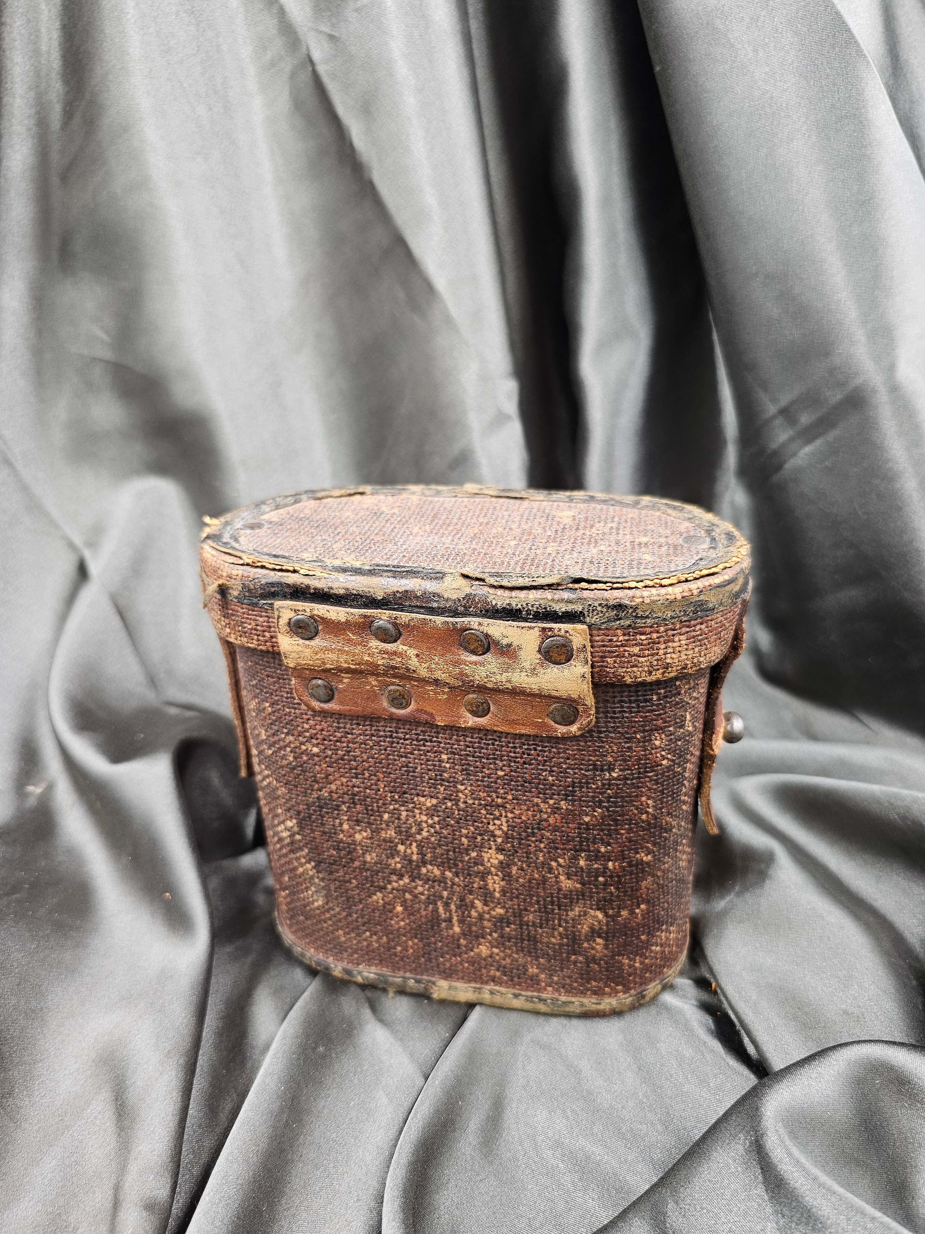 WWI GERMAN ARMY BINOCULARS — image 10