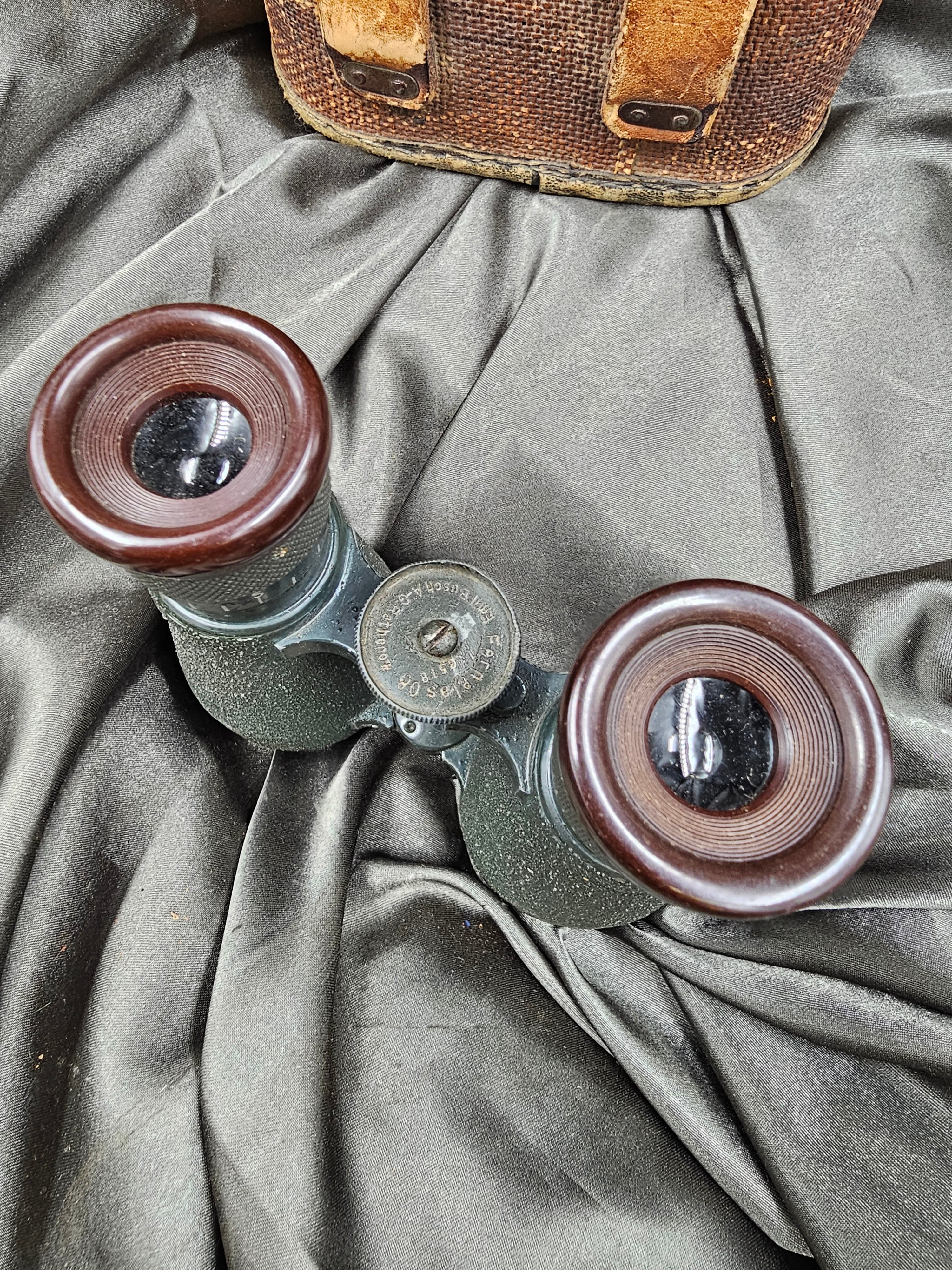 WWI GERMAN ARMY BINOCULARS — image 4