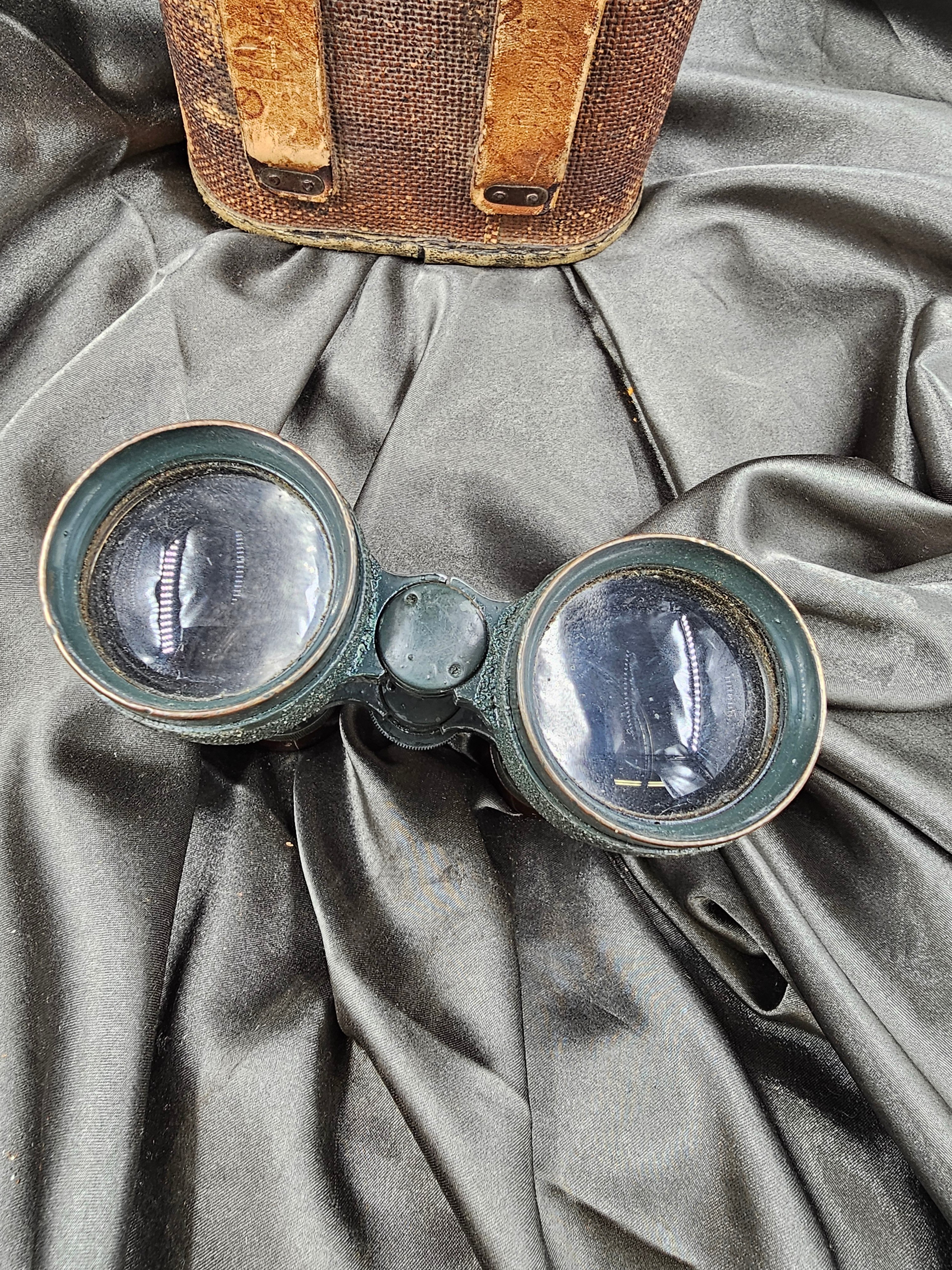 WWI GERMAN ARMY BINOCULARS — image 9