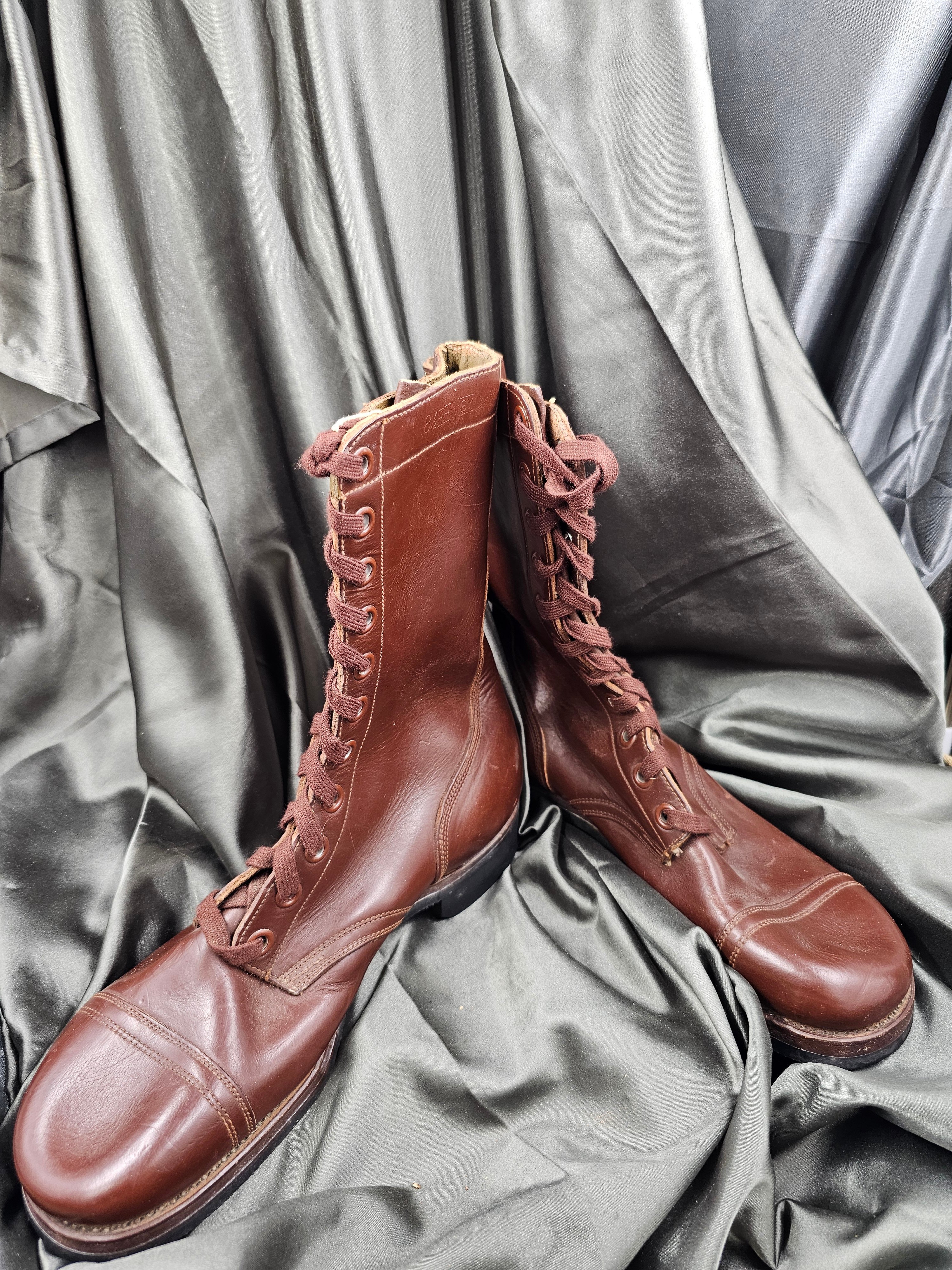 KOREAN WAR ERA M1948 BROWN COMBAT BOOTS — image 2