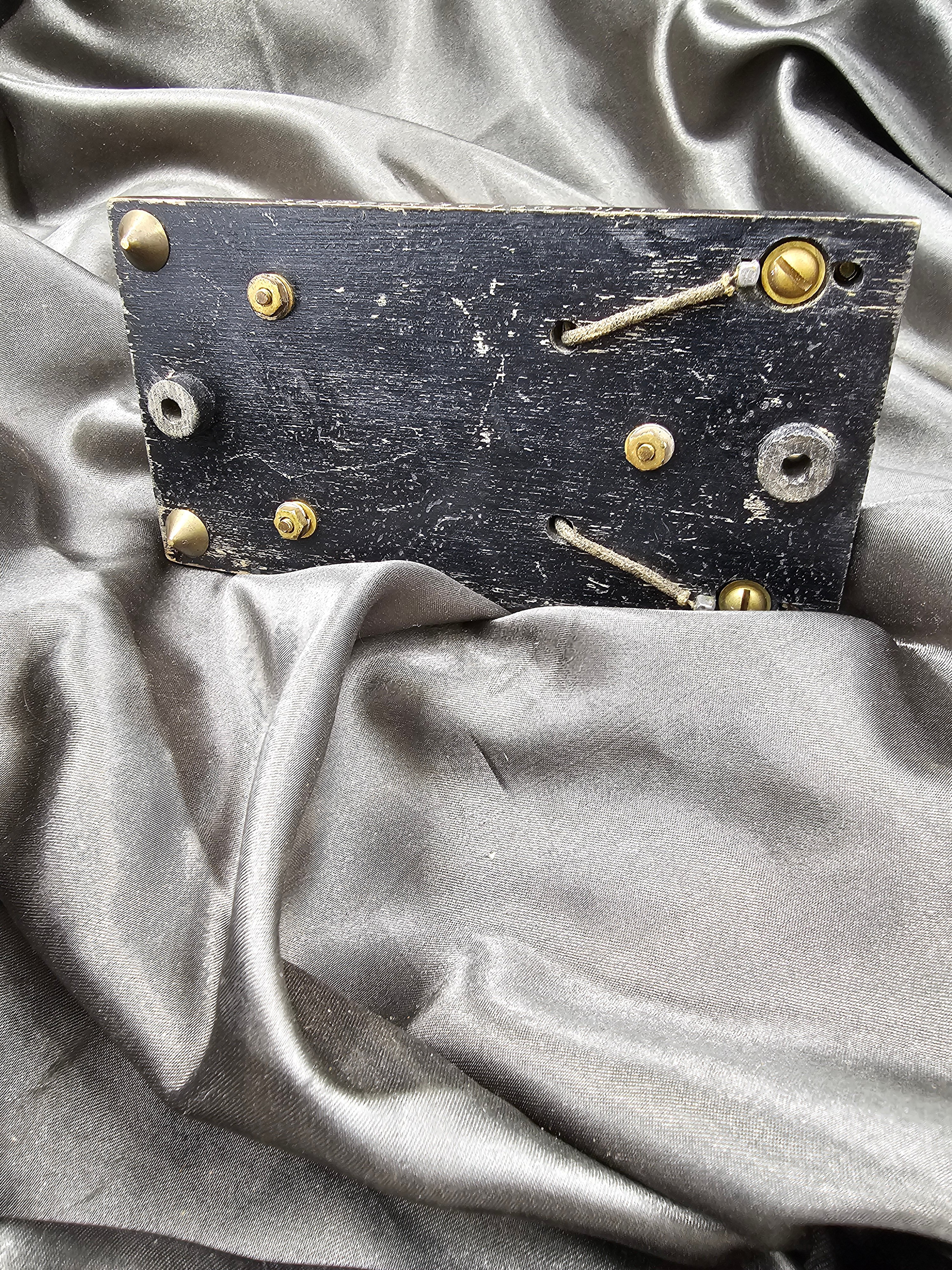 ANTIQUE MORSE CODE TELEGRAPH SOUNDER CONSOLE — image 4