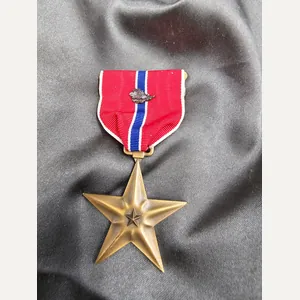 WWII US BRONZE STAR MEDAL