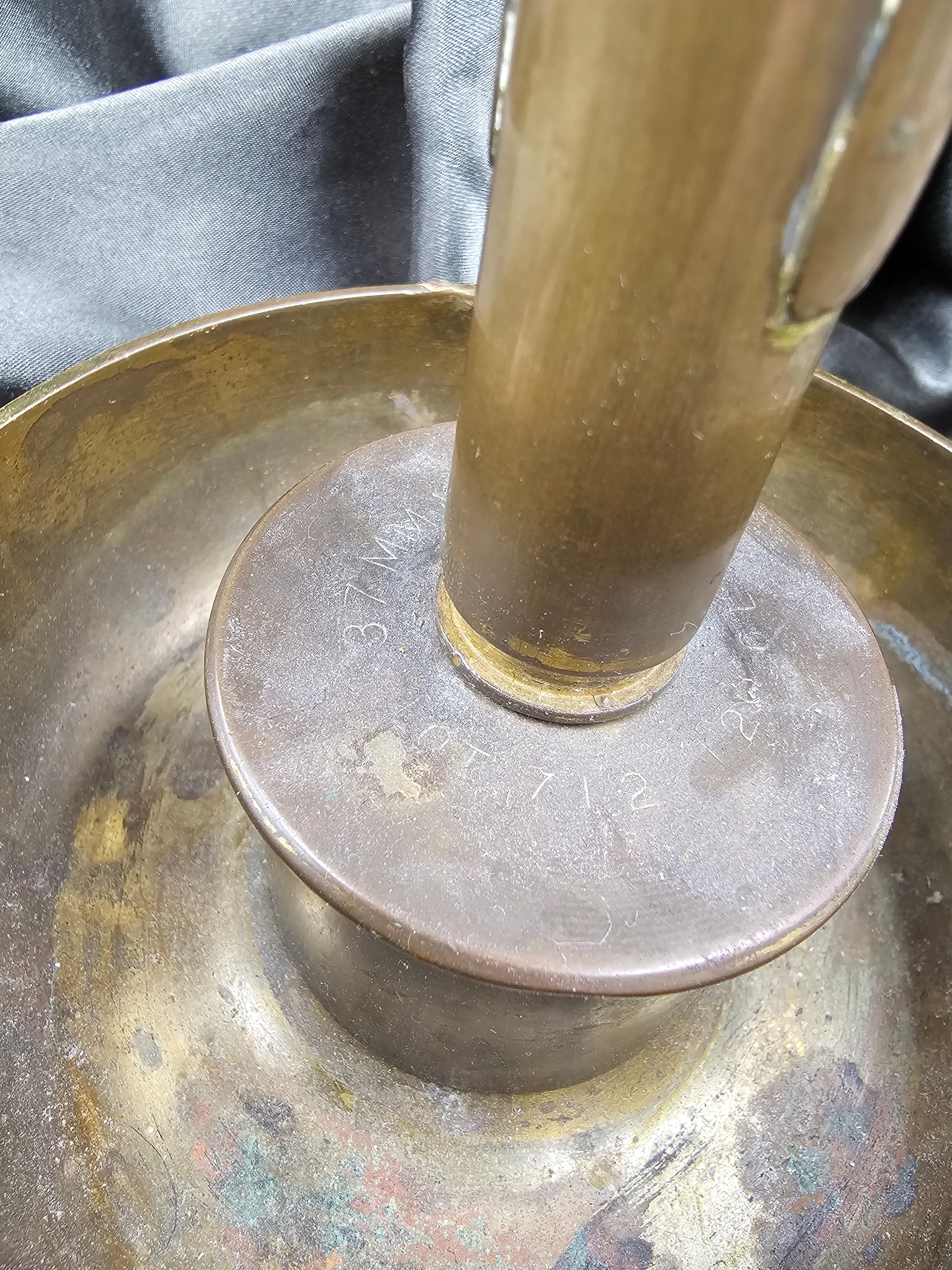WWII TRENCH ART SHELL P38 ASHTRAY — image 3