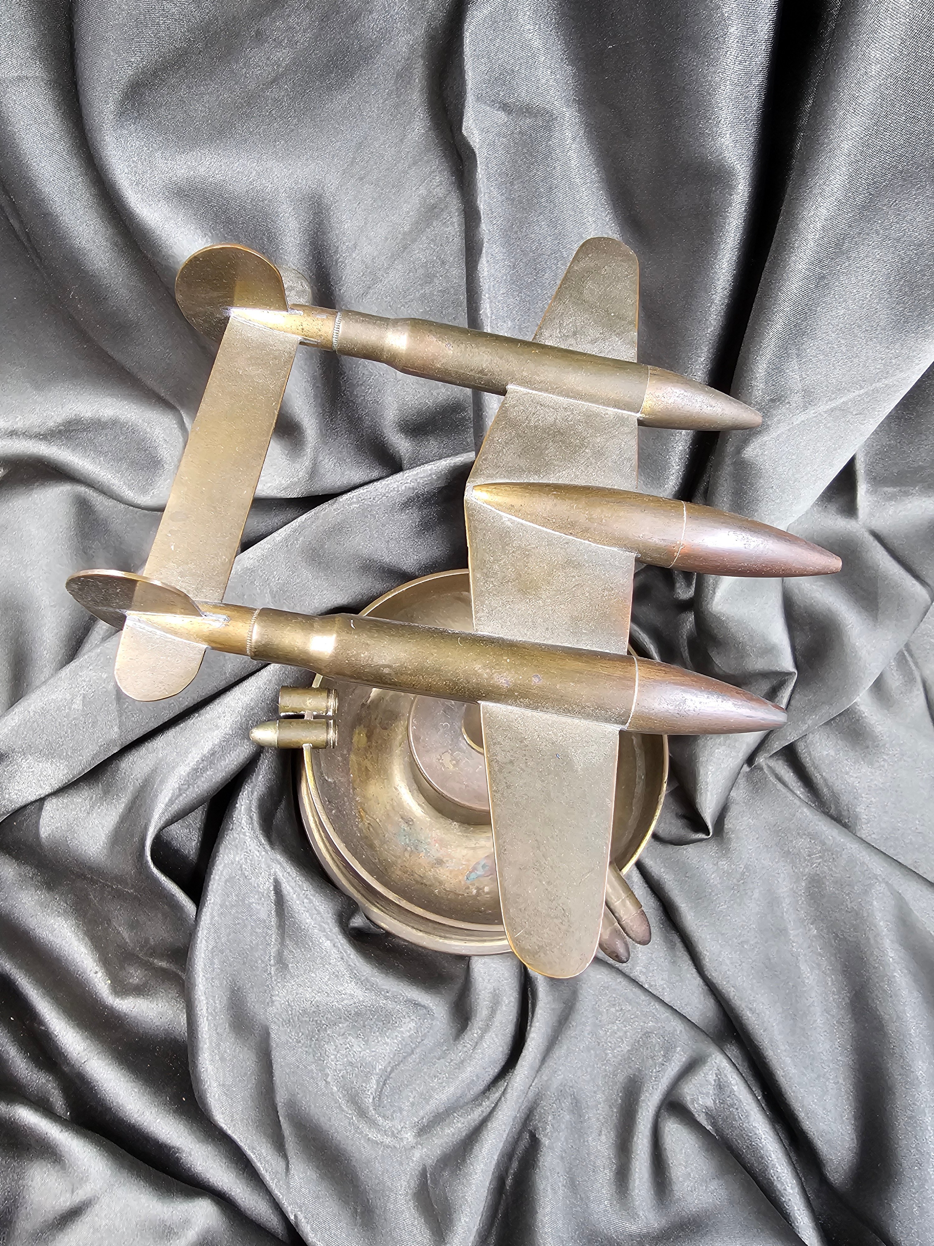 WWII TRENCH ART SHELL P38 ASHTRAY — image 4