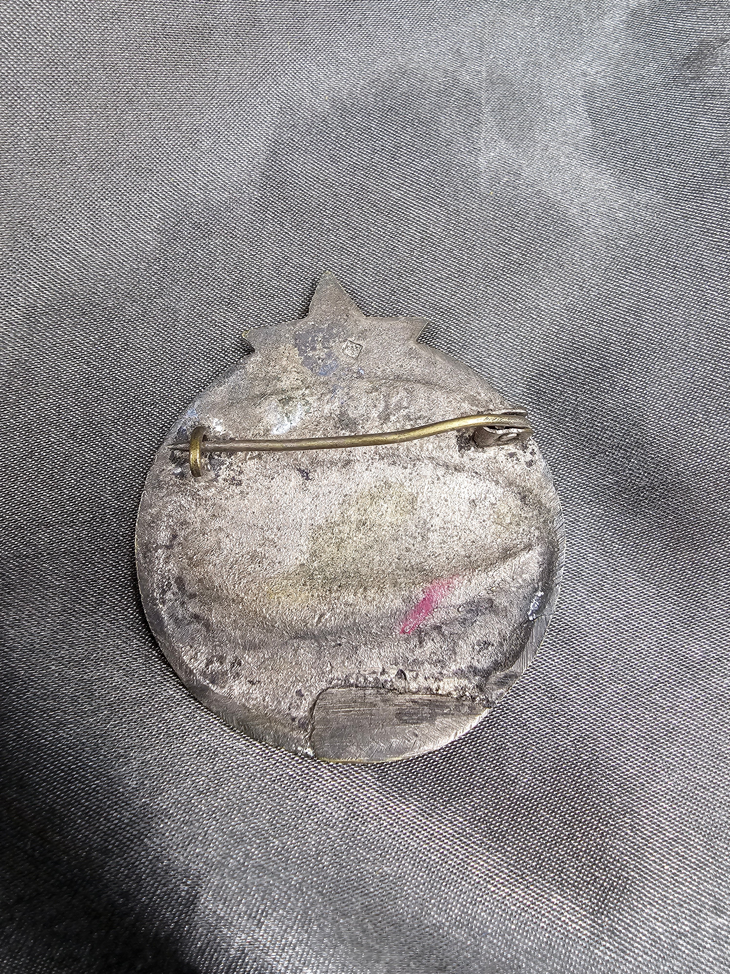 WWII SOUVENIR OF TUNISIA PIN — image 2