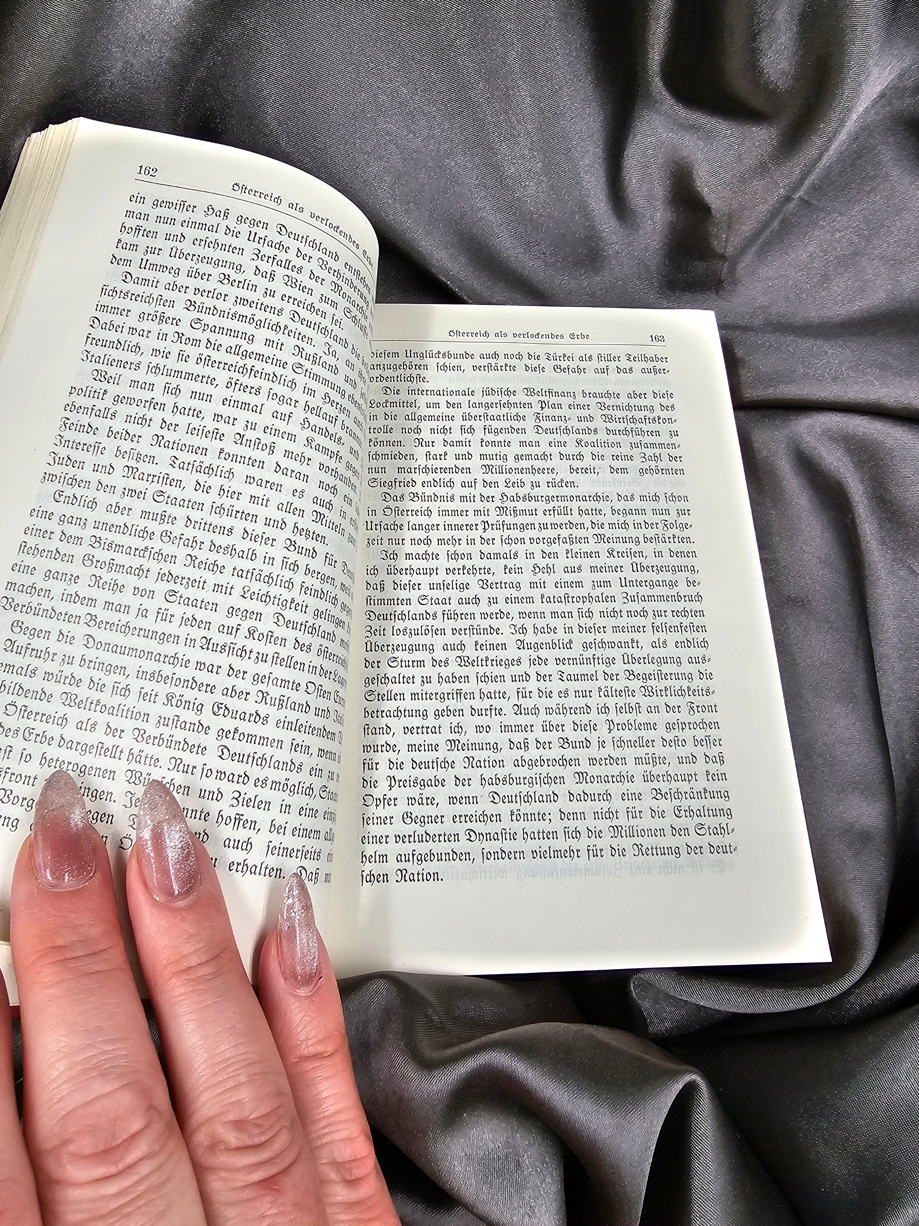 WWII POCKET EDITION OF GERMAN MEIN KAMPF 1940 PRINT — image 4