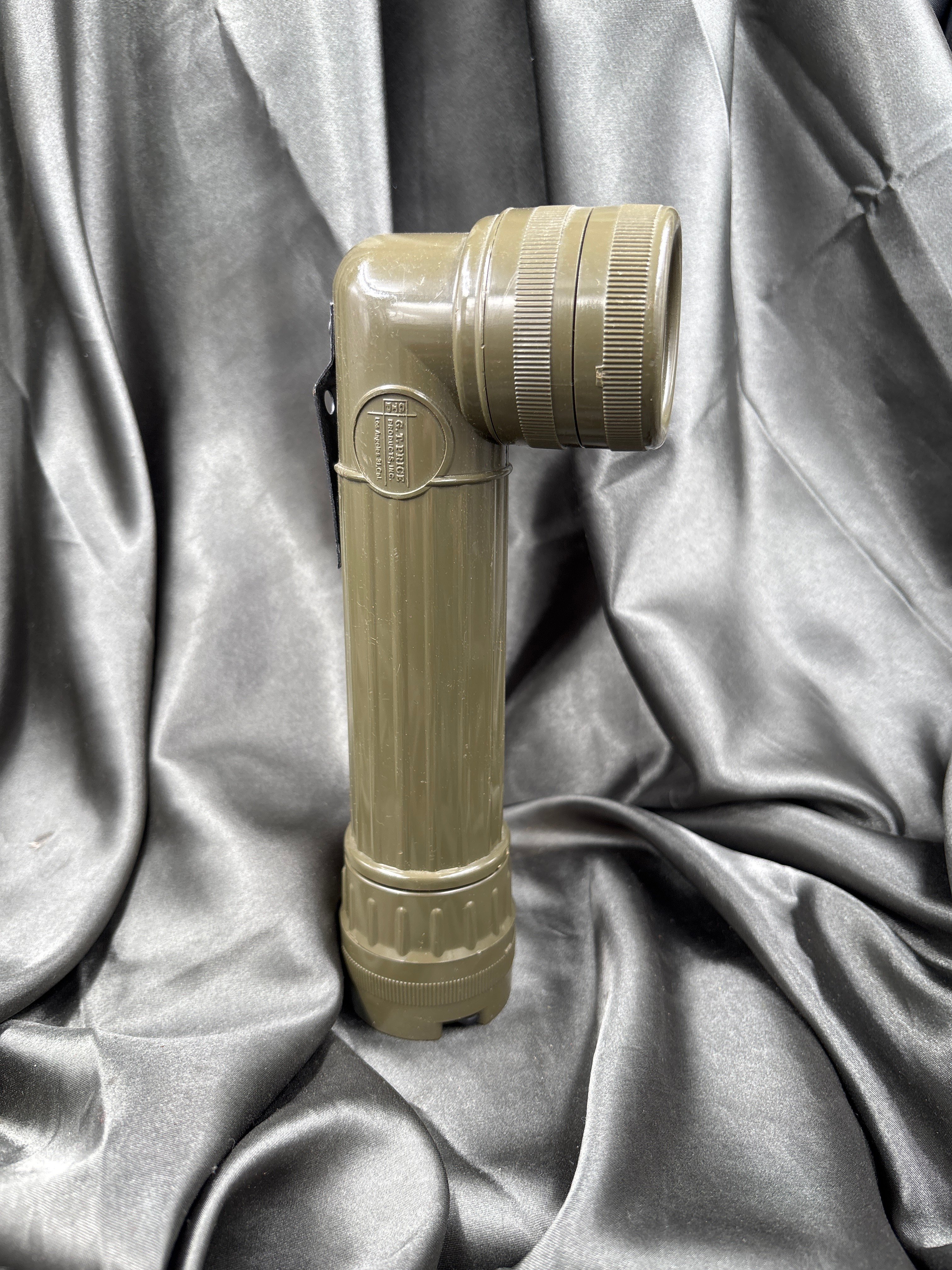 VIETNAM WAR ERA FLASHLIGHT — image 3