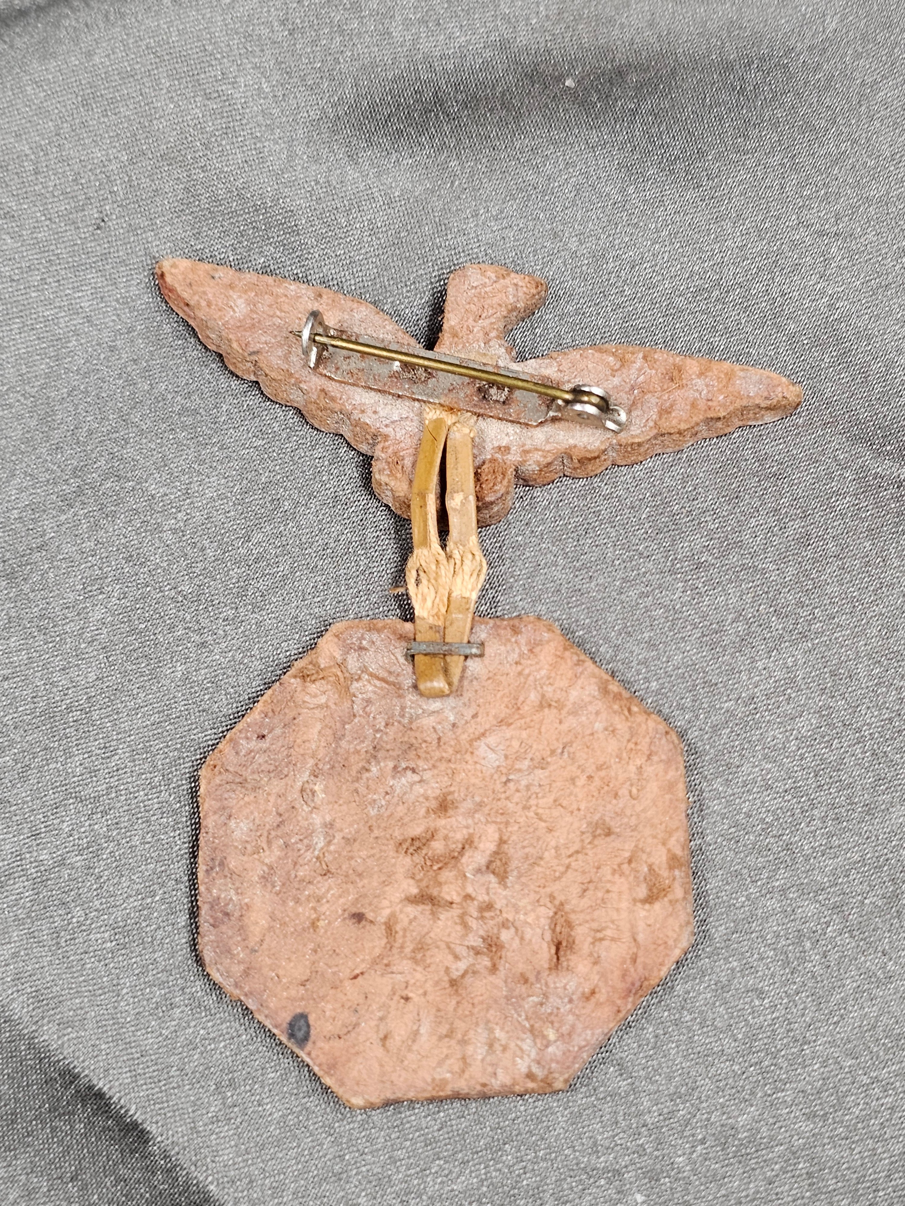 WWII REMEMBER PEARL HARBOR BROOCH — image 2