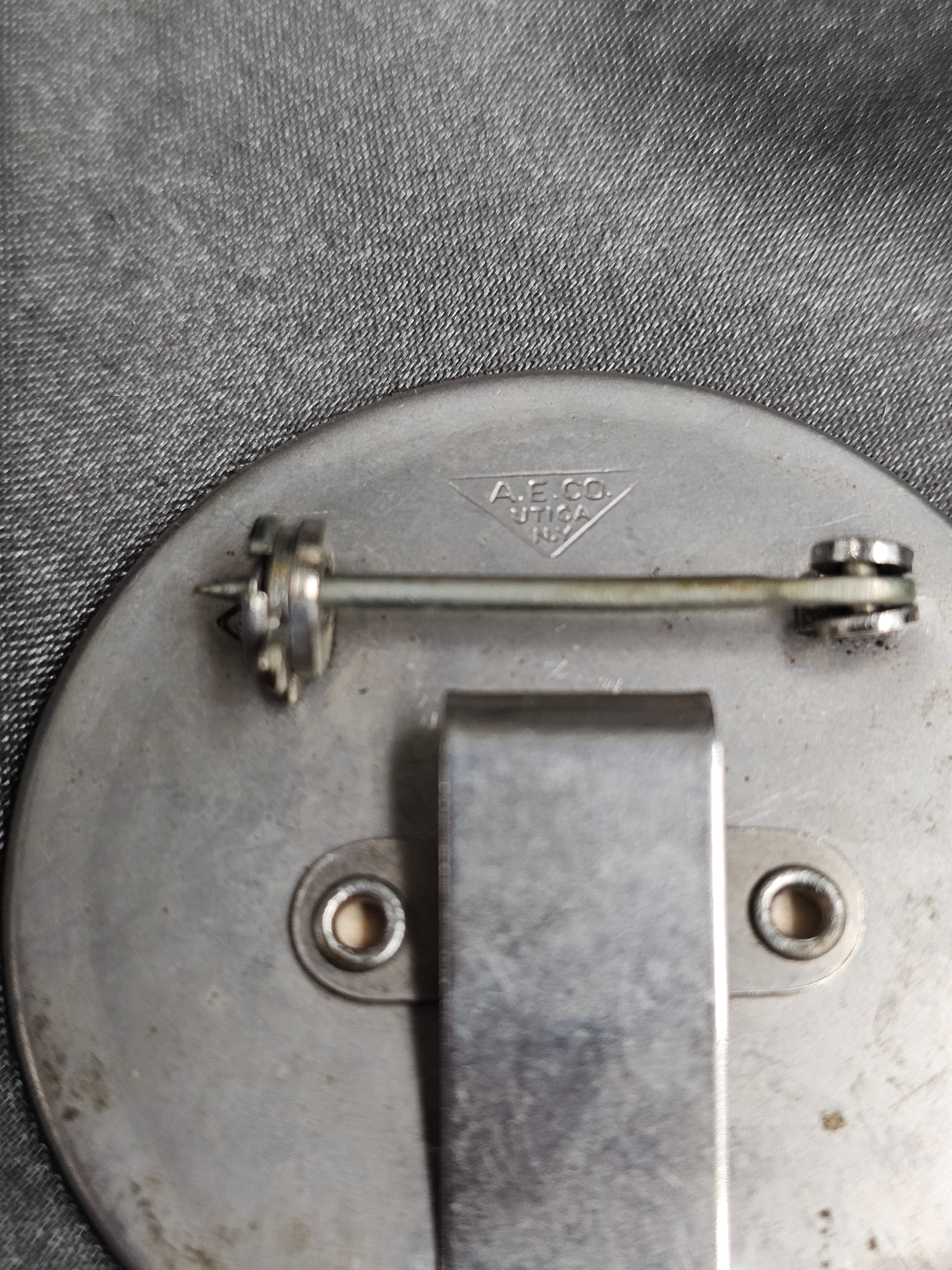 WWII US AIR CORPS EMPLOYEE BADGE — image 3